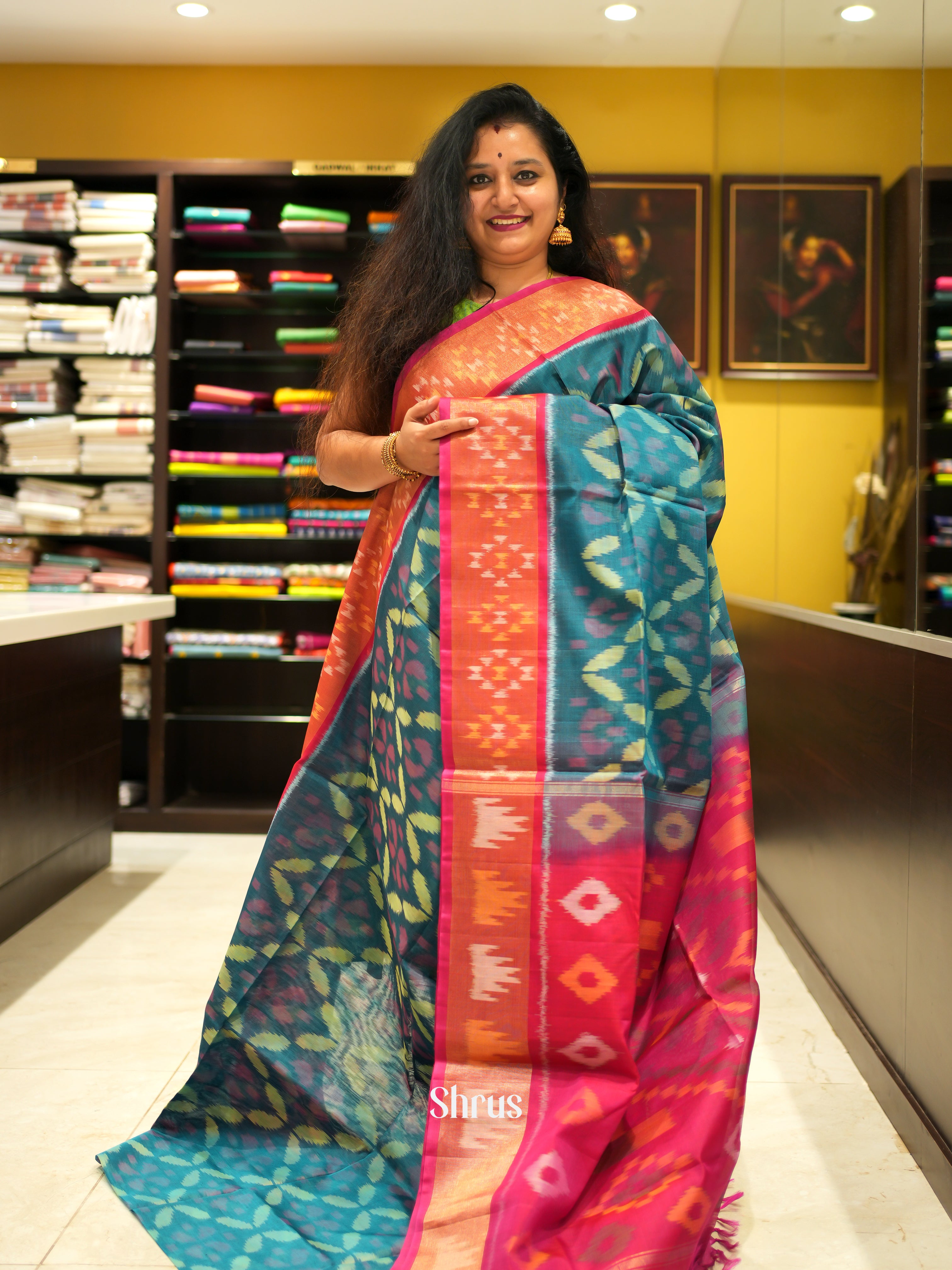 CGS12072 - Pochampally sico - Shop on ShrusEternity.com