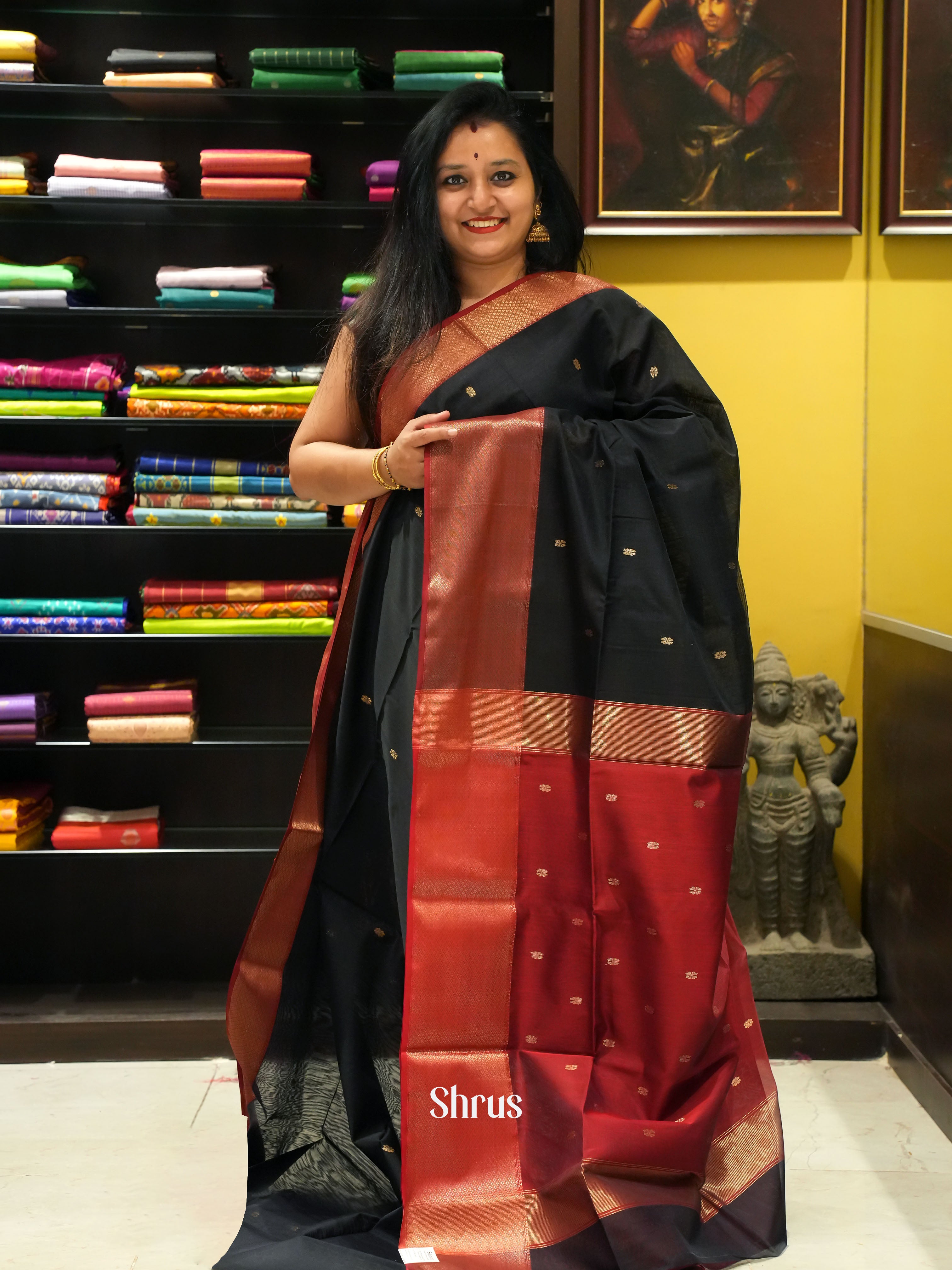Black & Maroon - Maheshwari silkcotton Saree - Shop on ShrusEternity.com