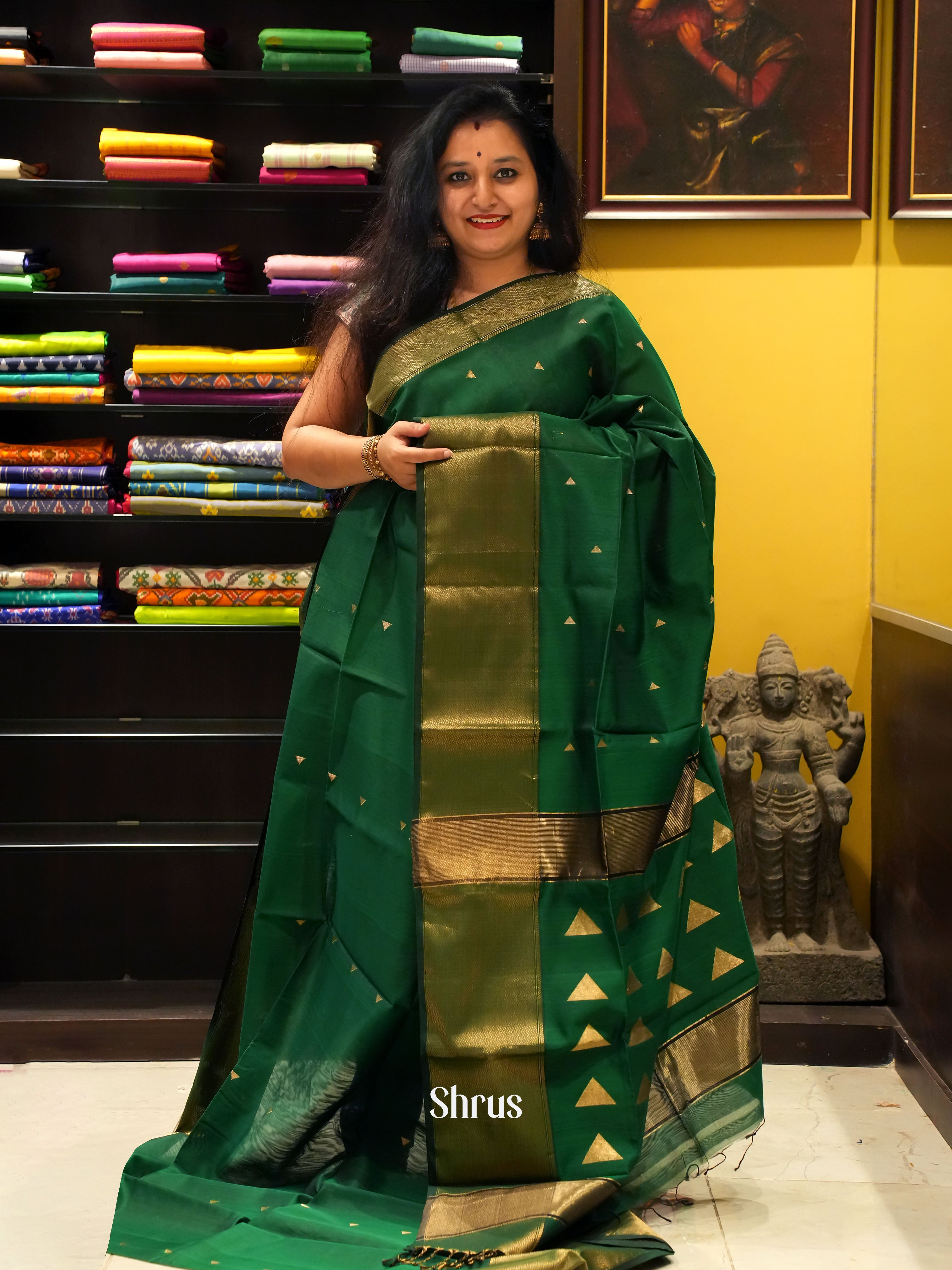 Green (Single Tone) -Maheshwari silkcotton Saree - Shop on ShrusEternity.com
