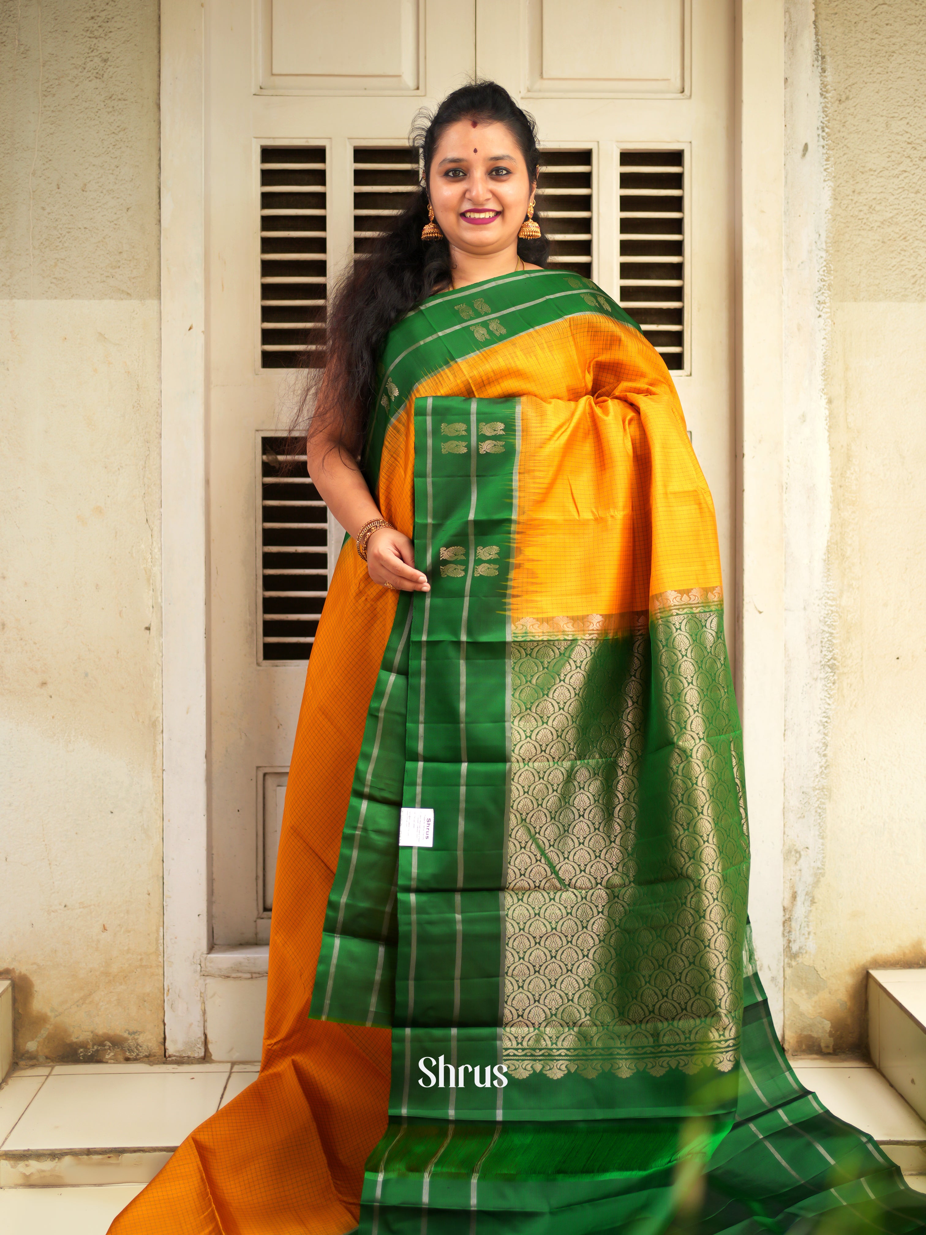 CGS15585 - Soft Silk - Shop on ShrusEternity.com