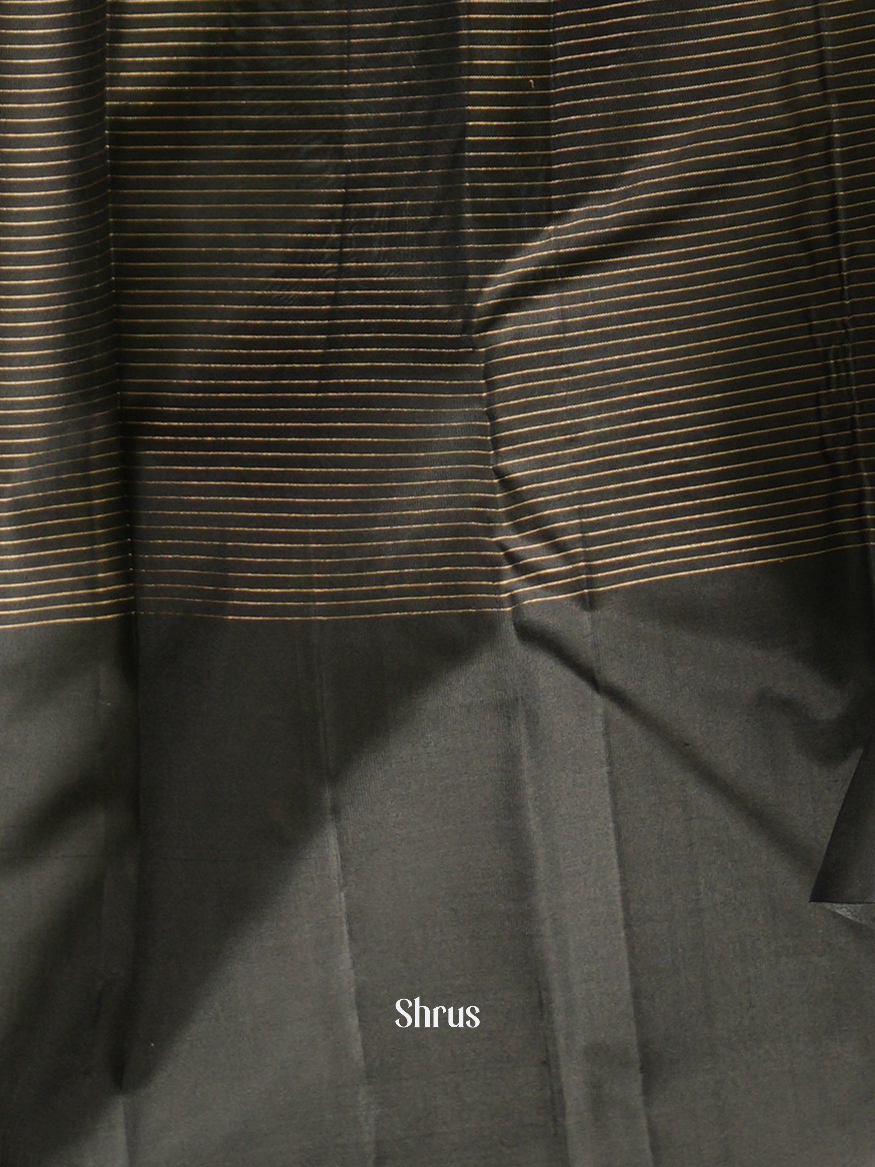 Ice Green & Black - Soft Silk - Shop on ShrusEternity.com