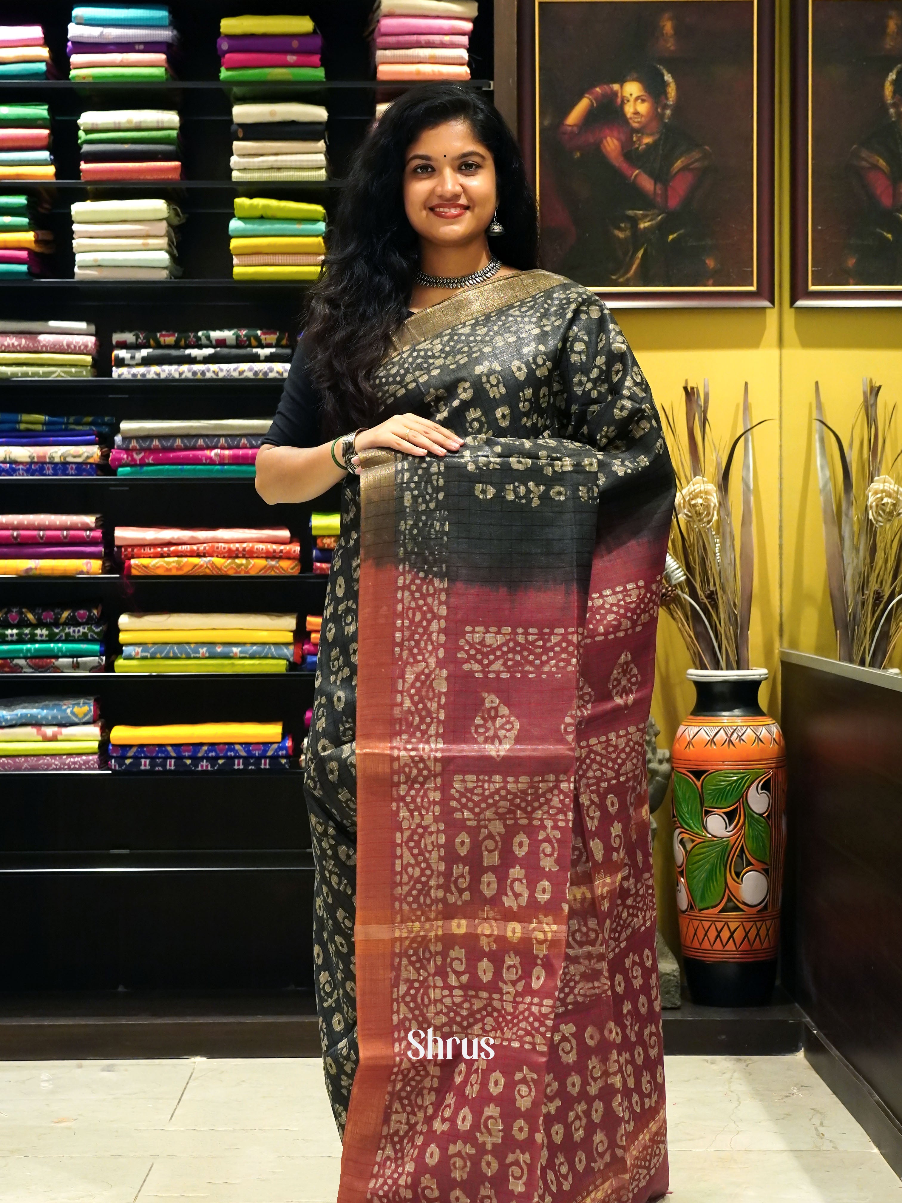 Black & Red- Bhatik Saree - Shop on ShrusEternity.com