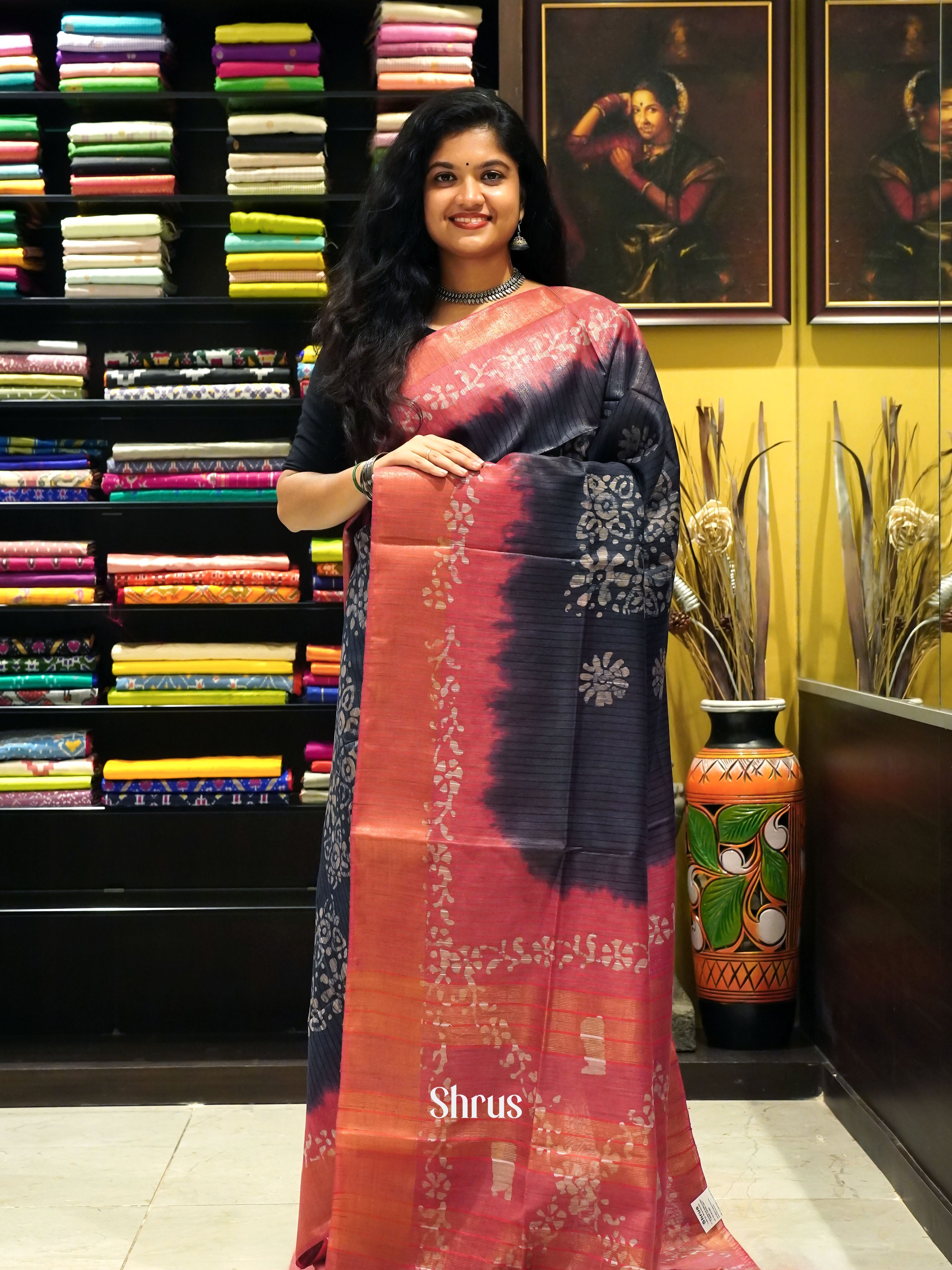 Black & Red - Bhatik Saree - Shop on ShrusEternity.com
