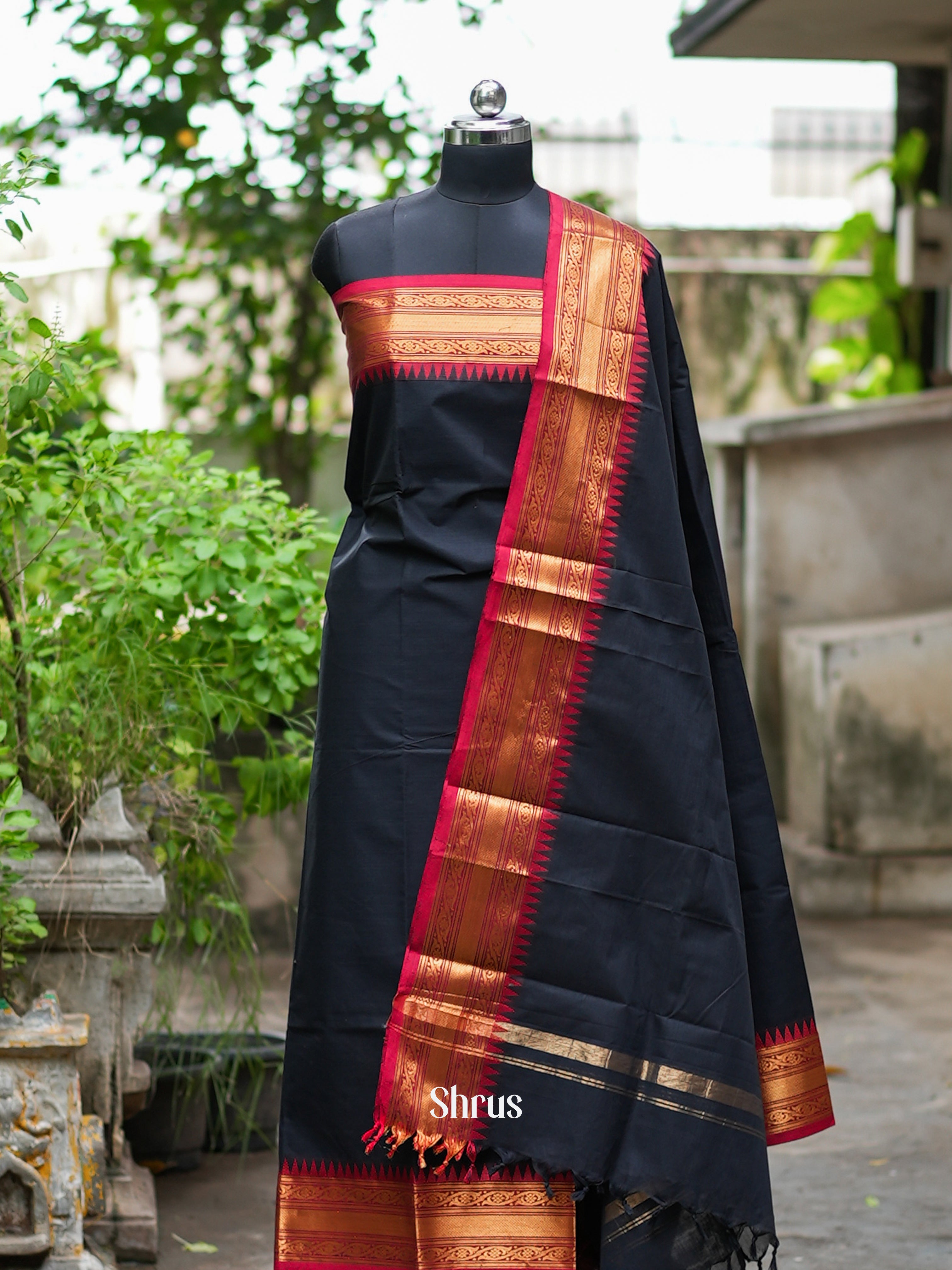 Black & Red - chettinad top & dupatta combo - Shop on ShrusEternity.com