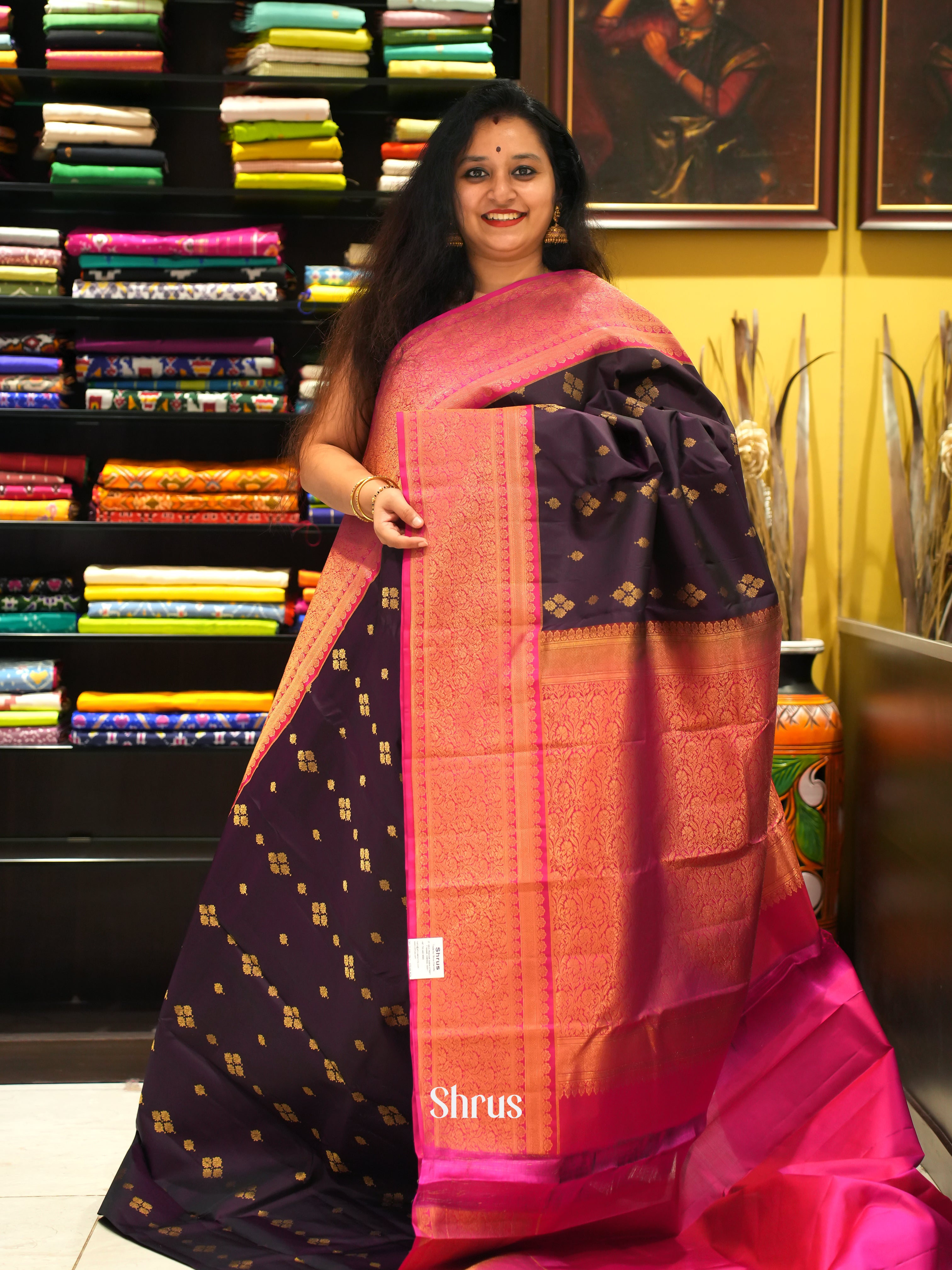 Purple and Pink Pure Kanchipuram silk saree Adorned With Golden Zari Woven Buttas-1