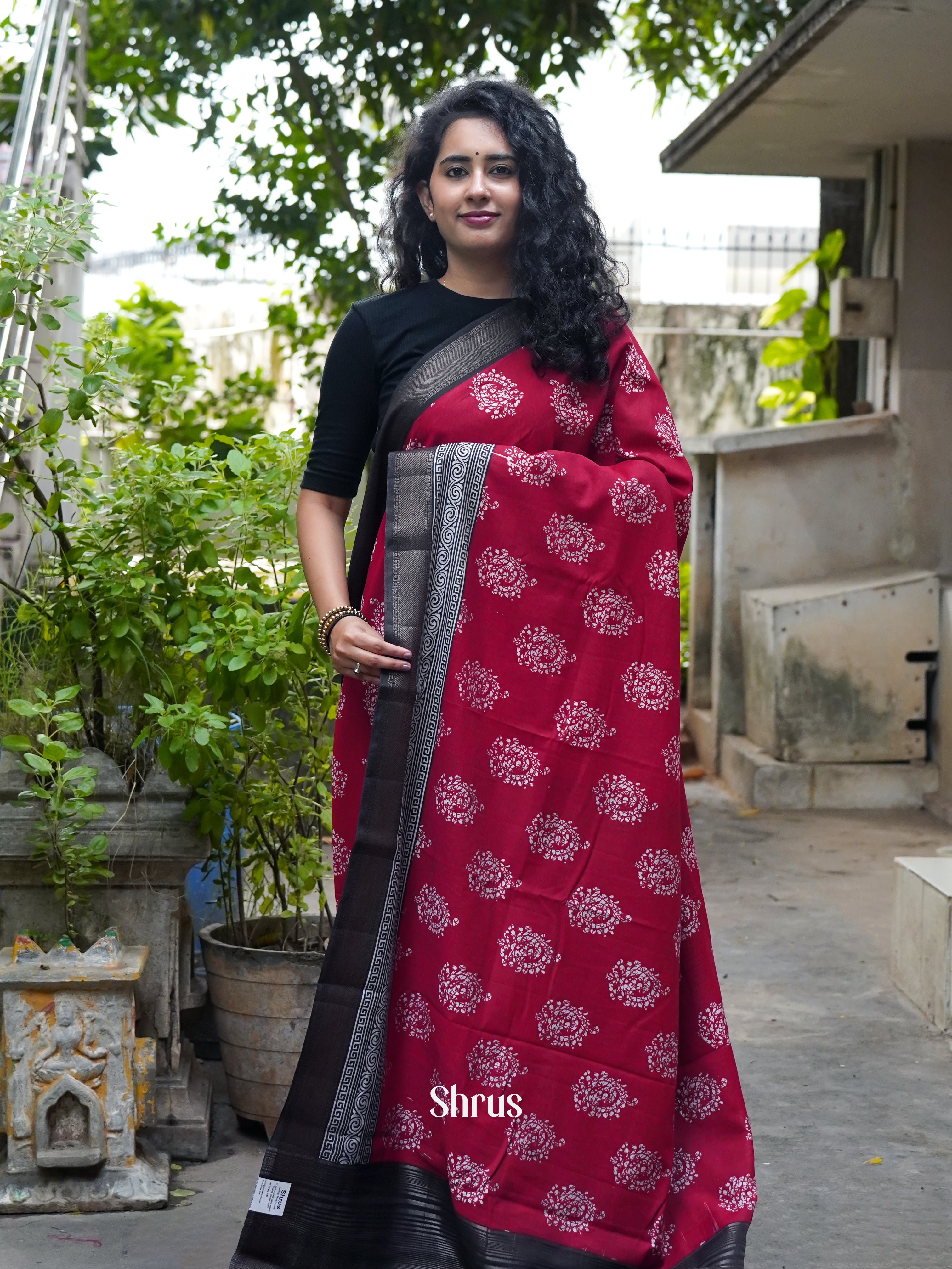 Red & Black - Art Modal Saree - Shop on ShrusEternity.com