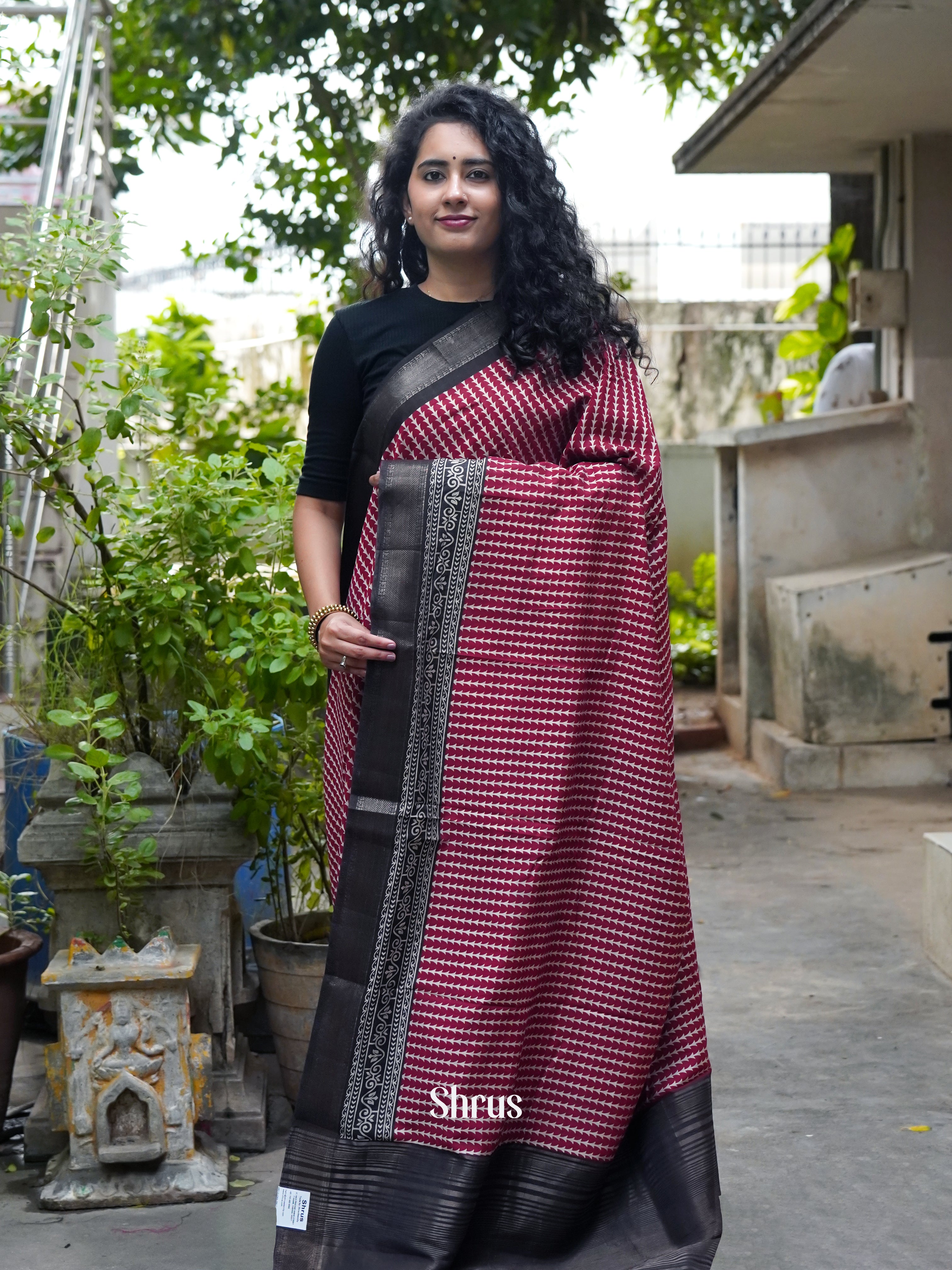 Red & Black - Art Modal Saree - Shop on ShrusEternity.com