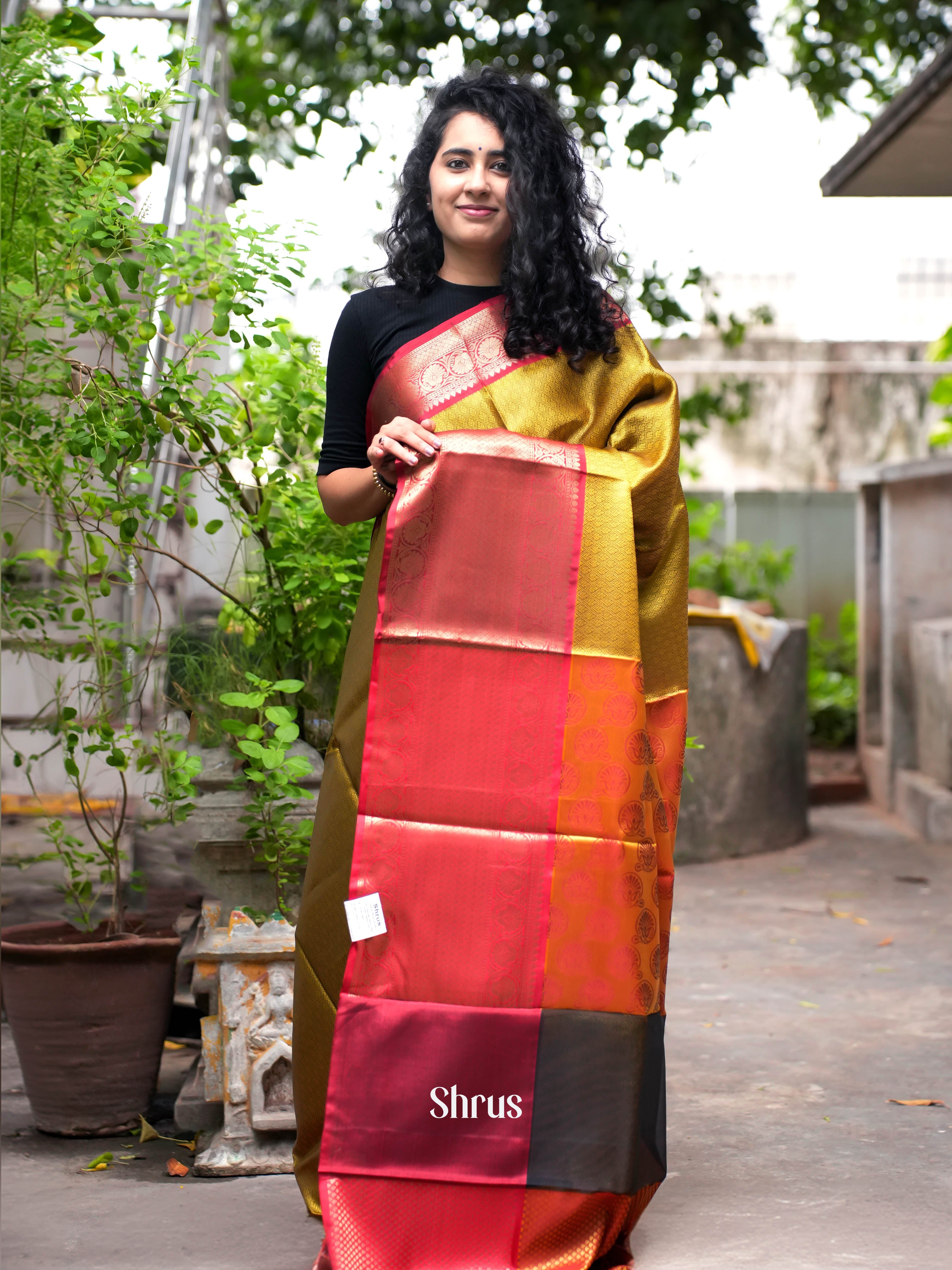 Green & Red - Tanchoi Saree - Shop on ShrusEternity.com