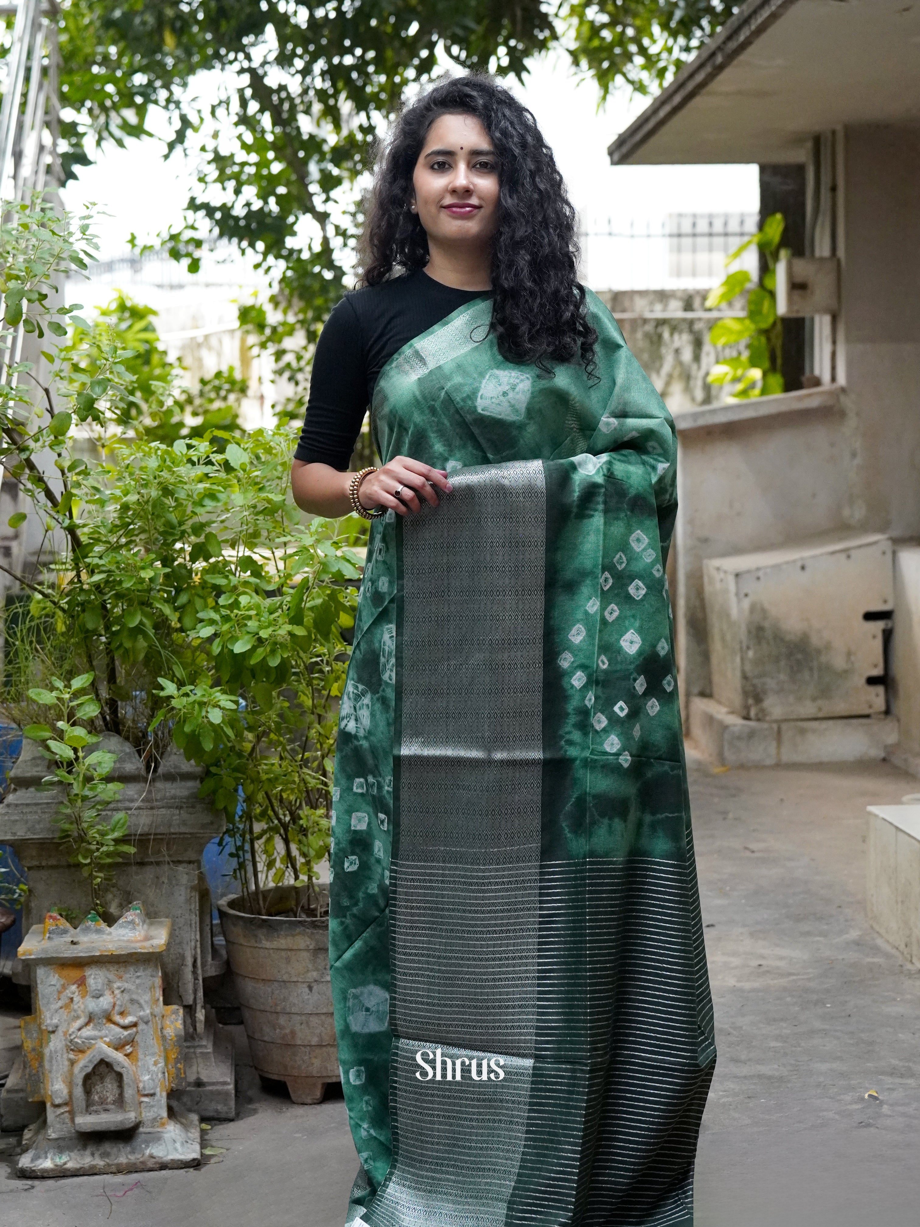 CGS31176 - Shibori Saree - Shop on ShrusEternity.com