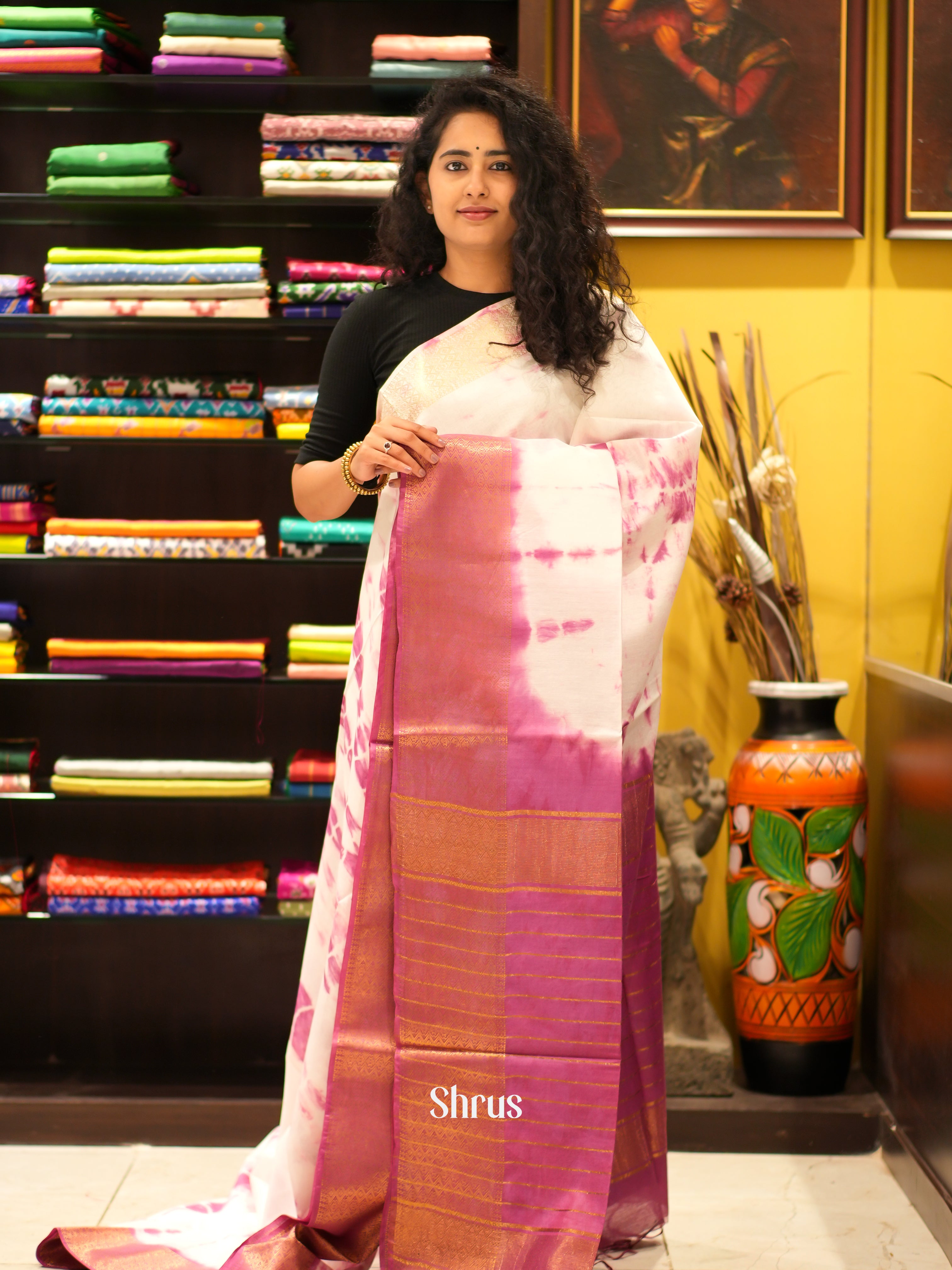 Cream & Pink - Shibori Saree - Shop on ShrusEternity.com