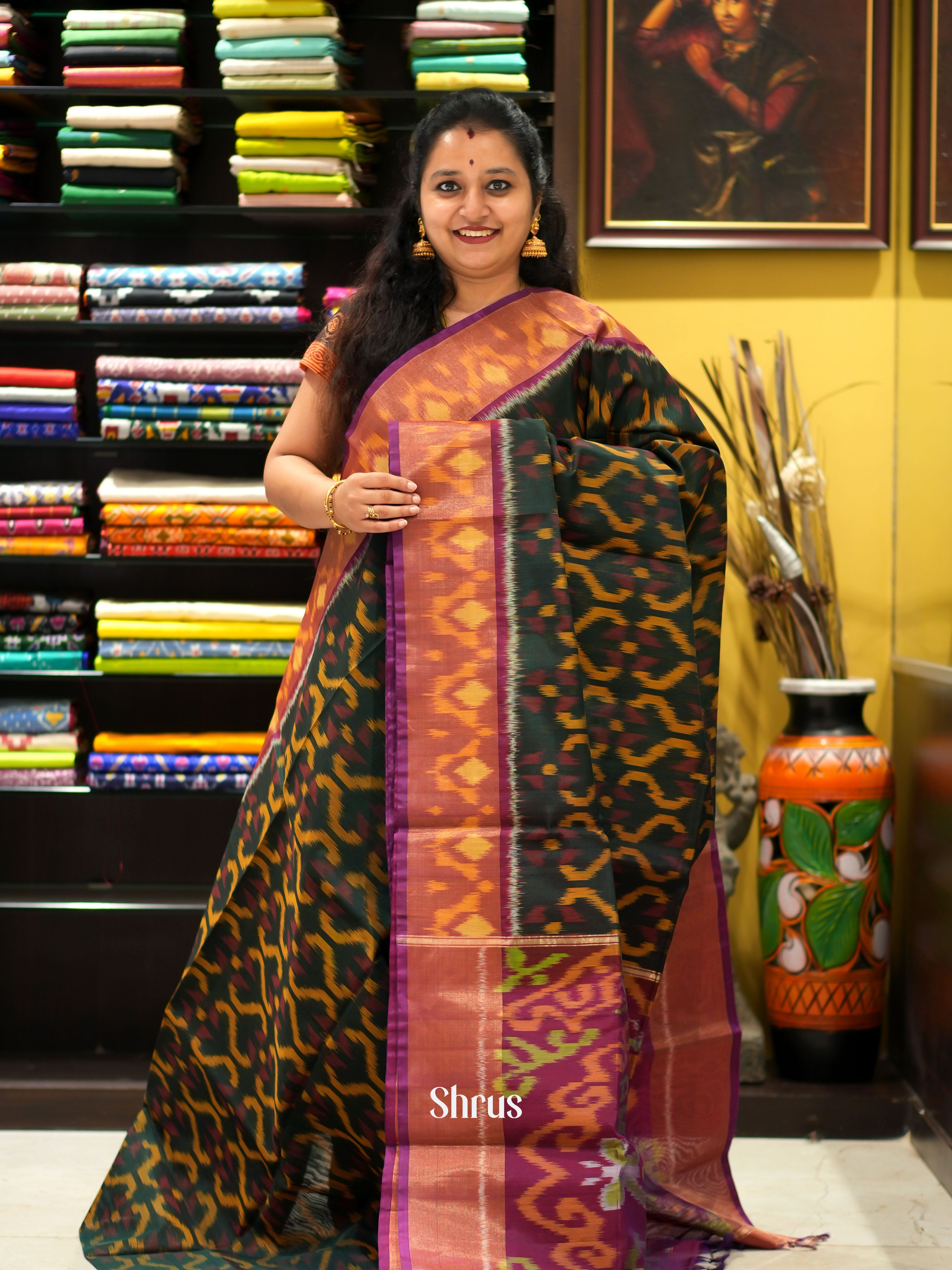 Black & Majenta - Pochampally sico saree - Shop on ShrusEternity.com