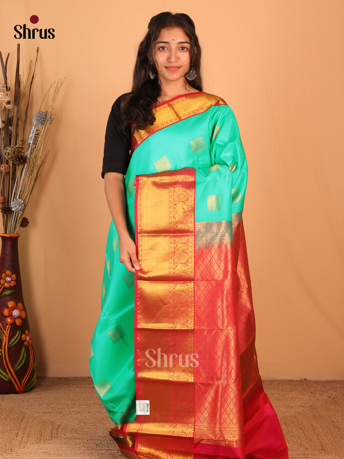 Teal and Pink Kanchipuram silk Saree with Zari Woven Block Buttas-1