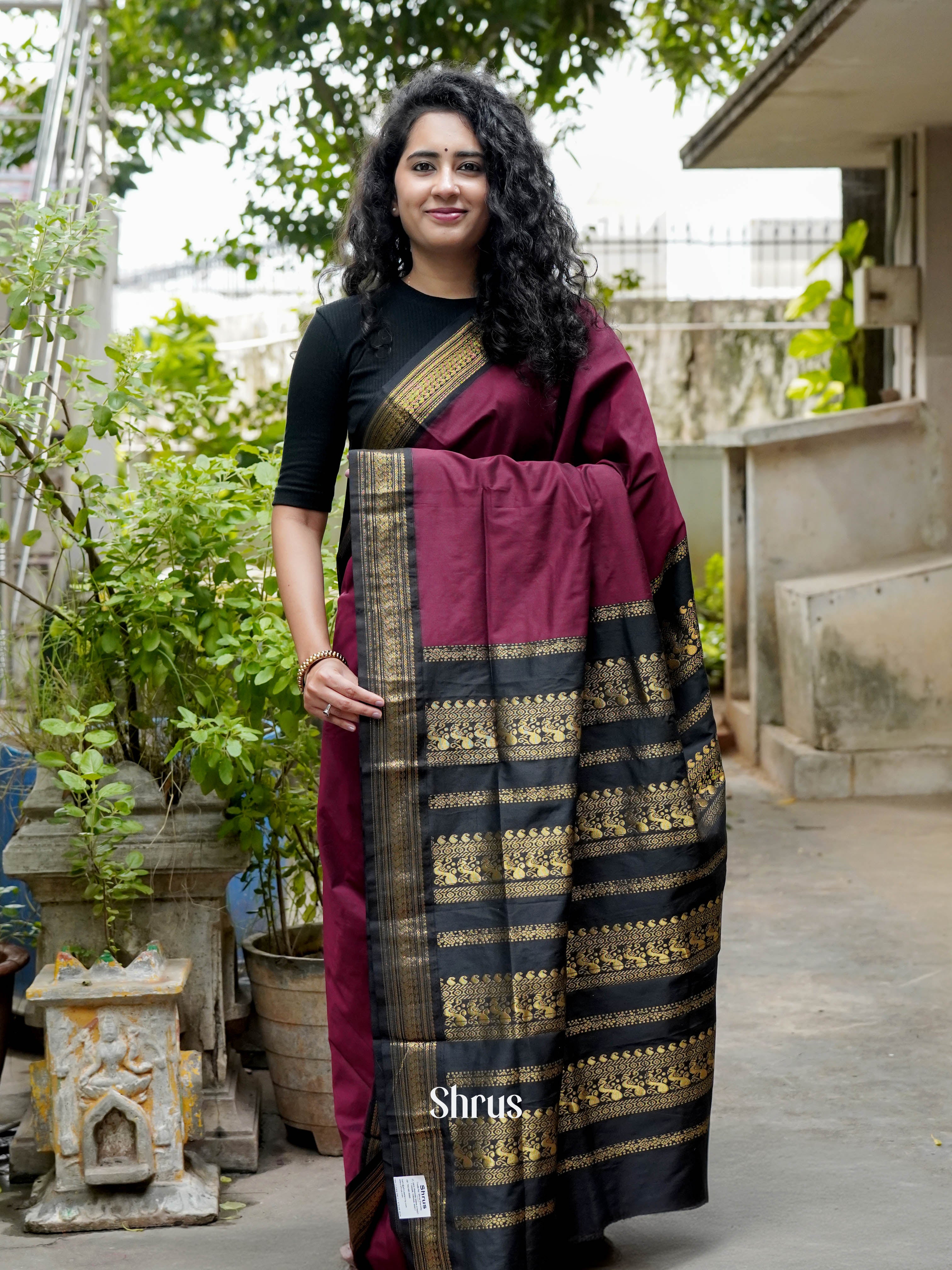 Wine & Black- Kalyani Cotton Saree - Shop on ShrusEternity.com