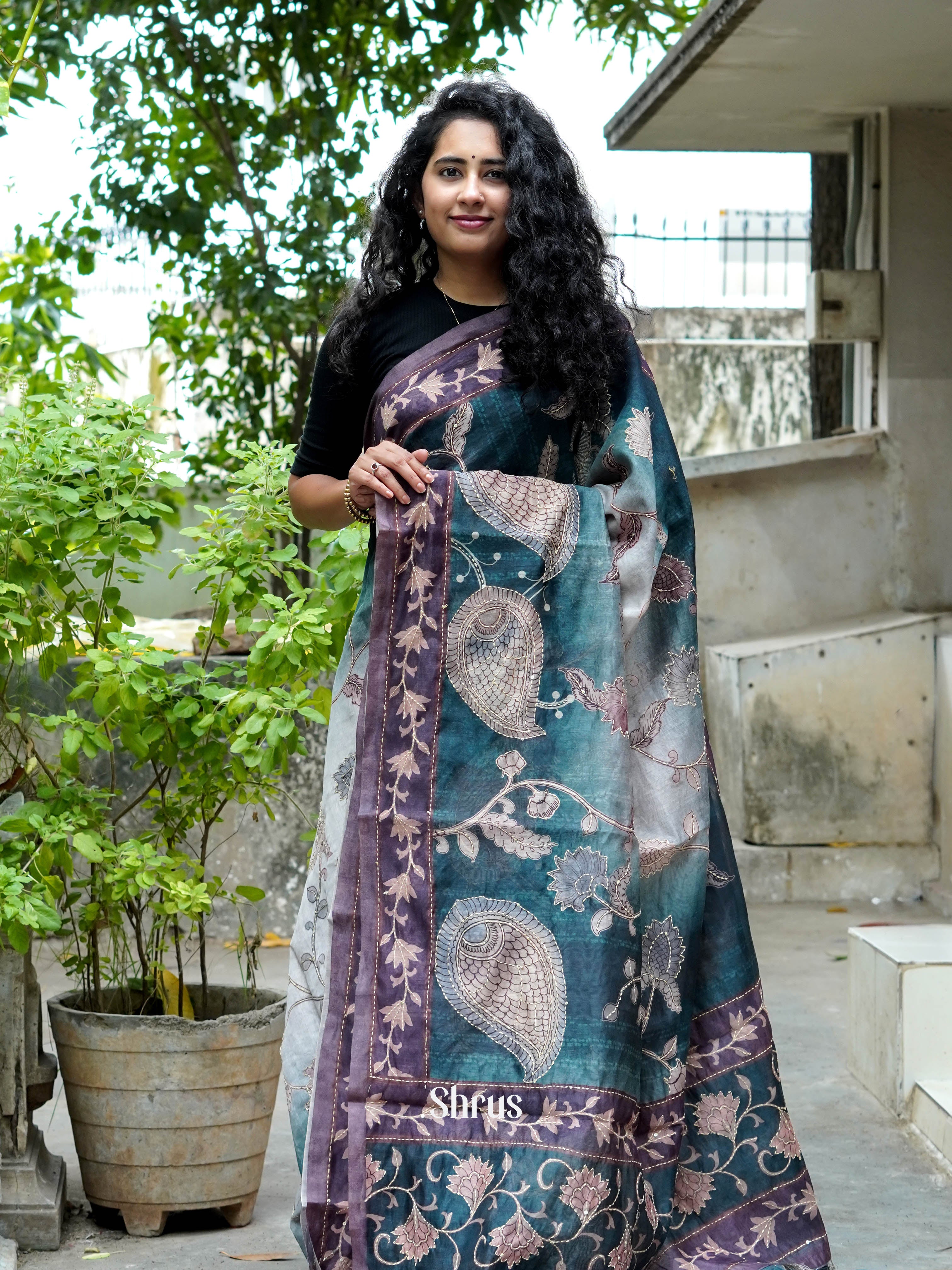 Grey & Blue - Semi Kantha Saree - Shop on ShrusEternity.com