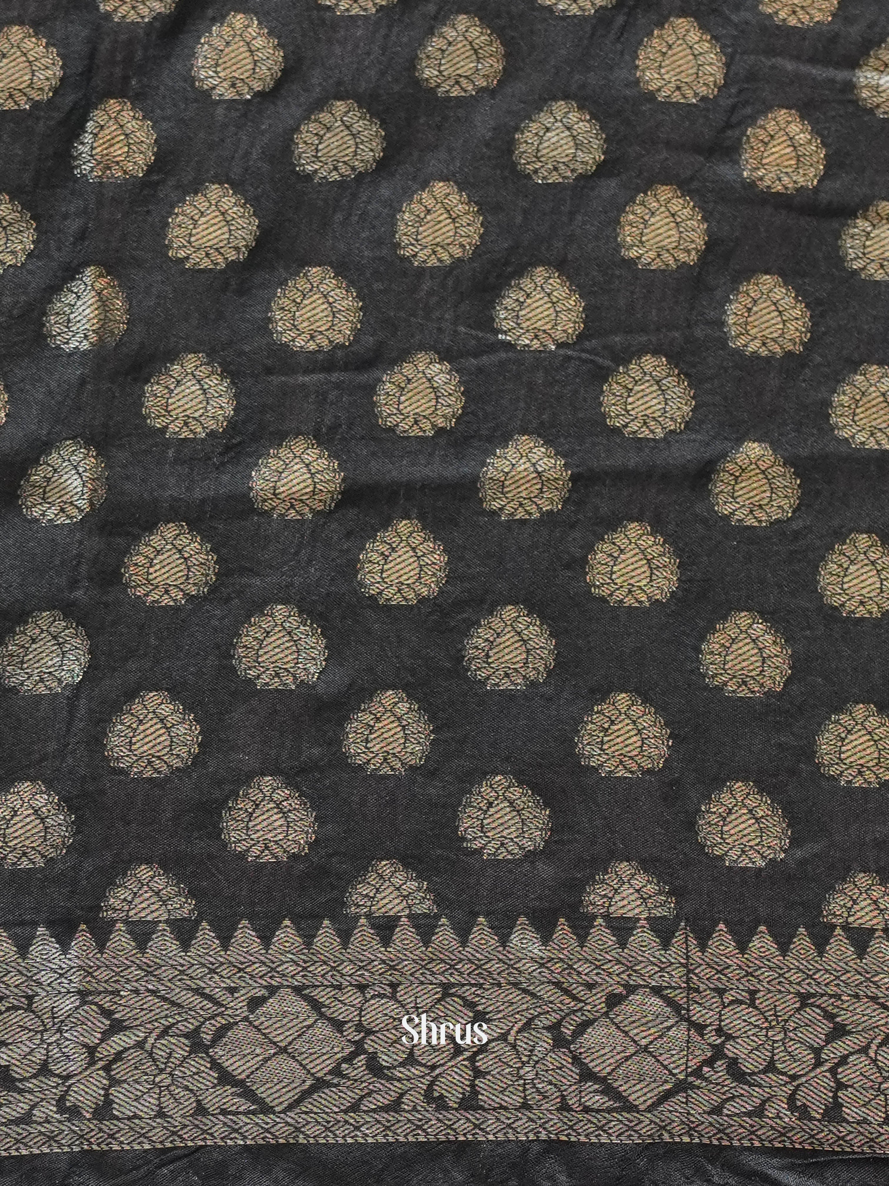 Red & Grey - Art Modal Saree - Shop on ShrusEternity.com