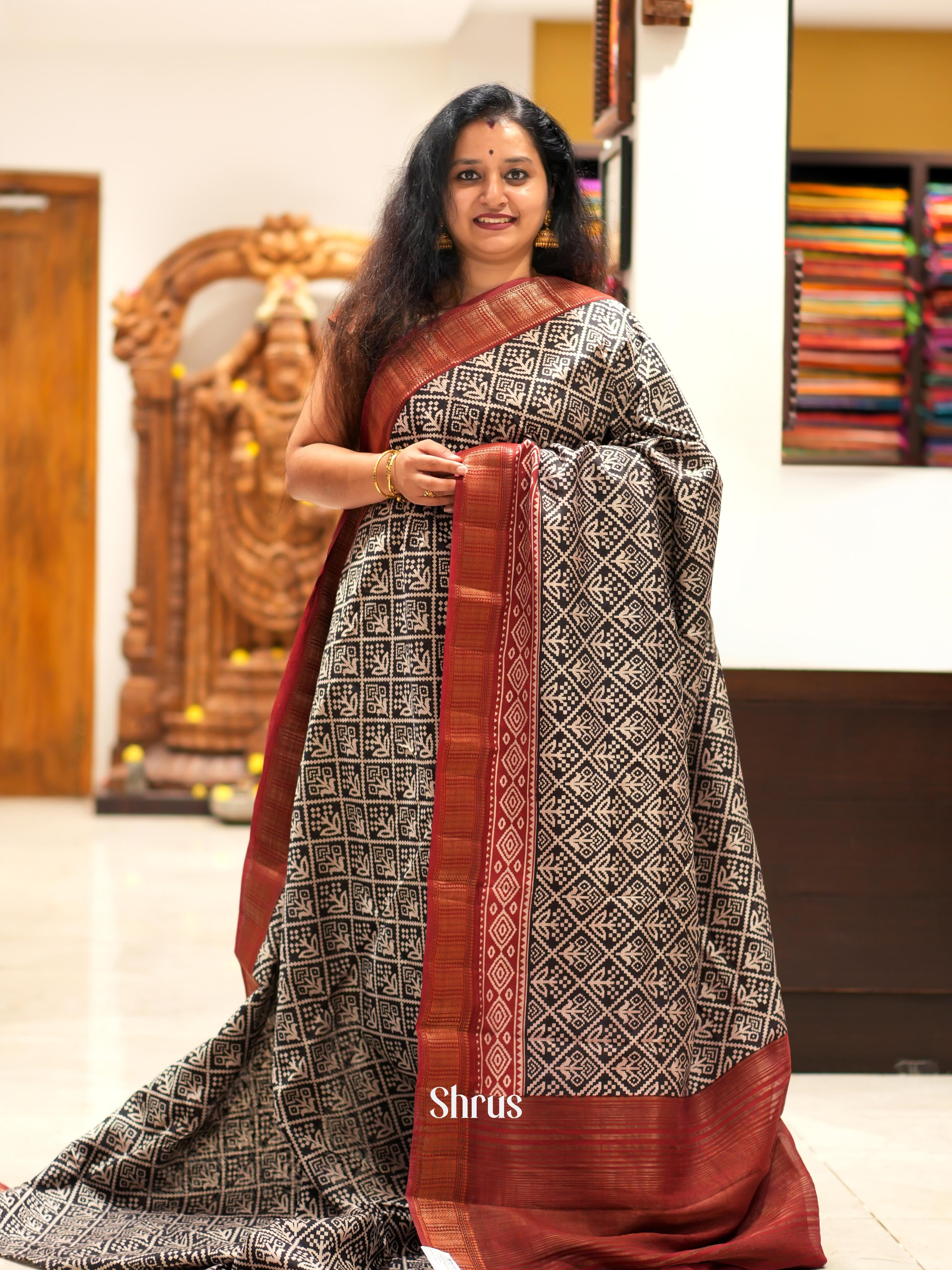 Black & Red - Art Modal Saree - Shop on ShrusEternity.com