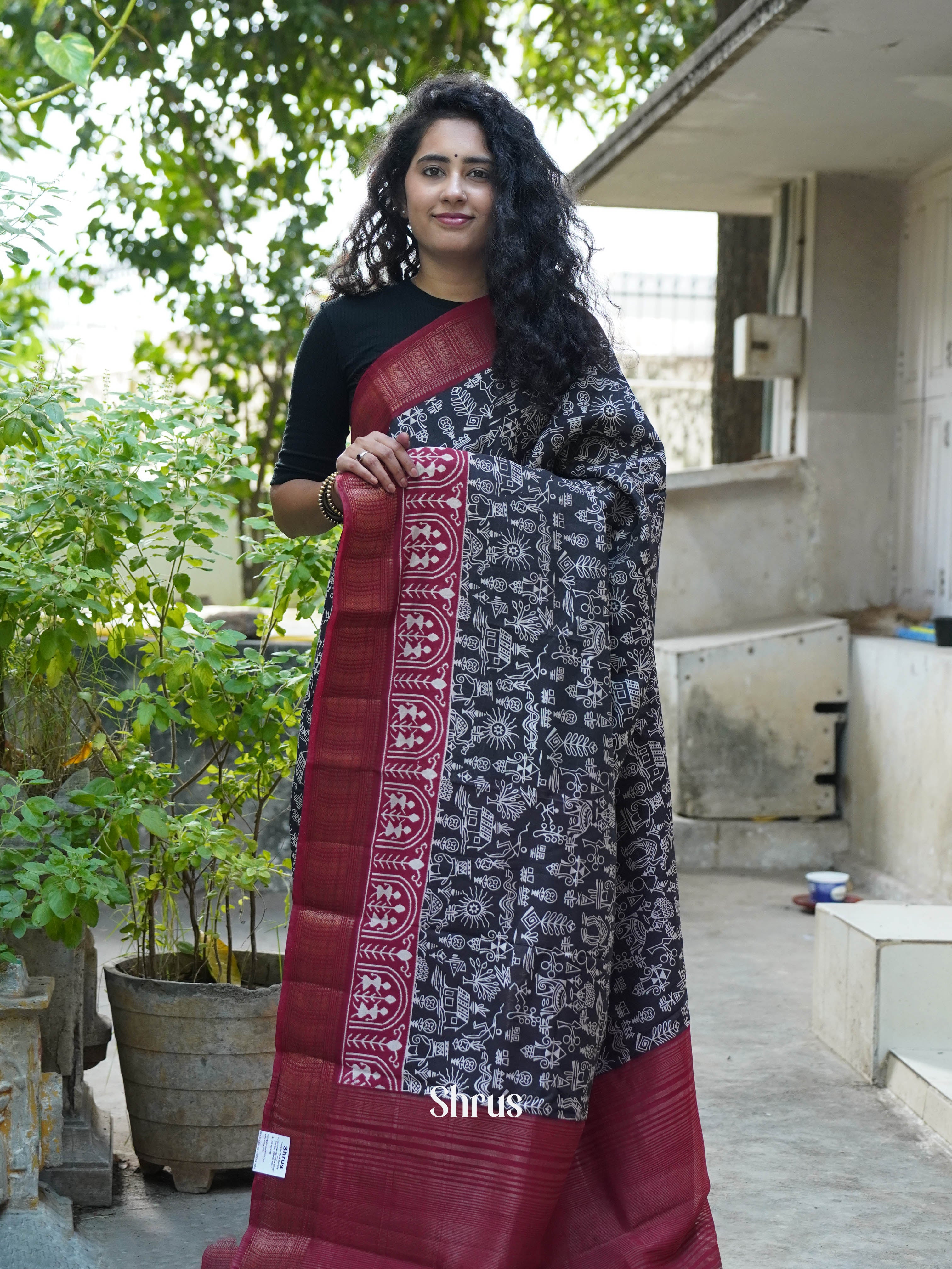 Black & maroon - Art Modal Saree - Shop on ShrusEternity.com