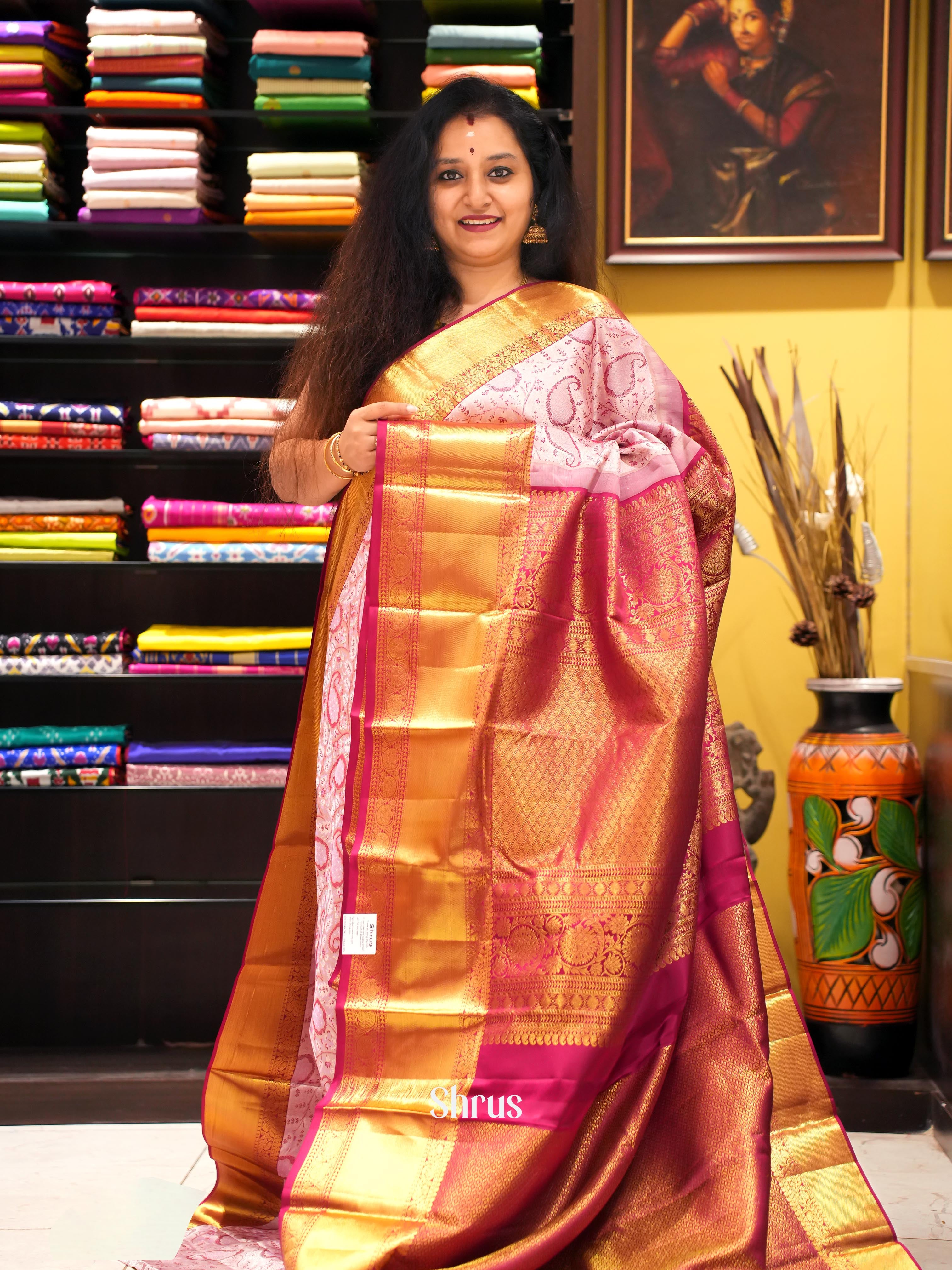 Pink and Maroon Kanchipuram silk Saree Adorned With Zari Woven Paisley Motifs-1