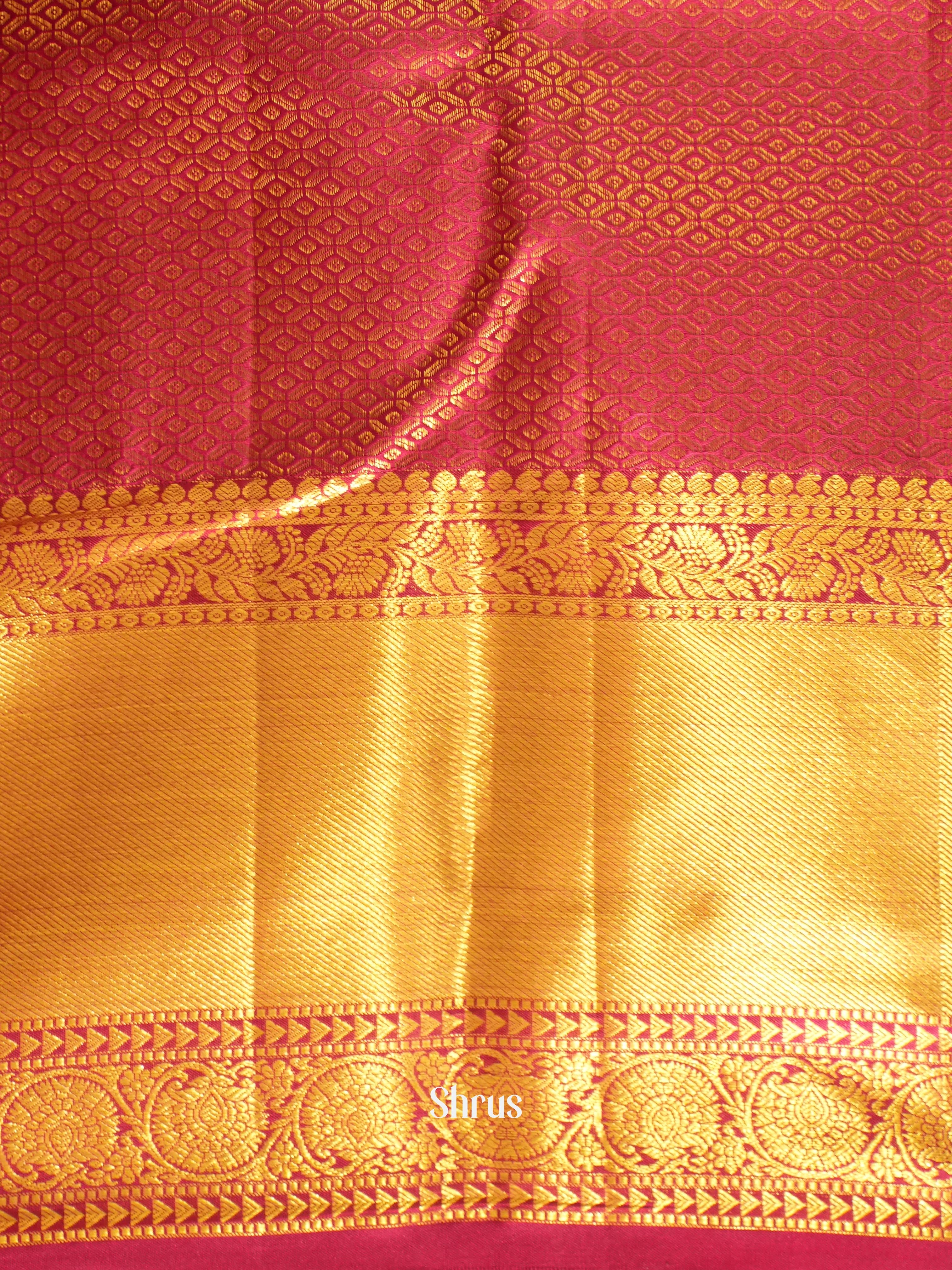 Pink and Maroon Kanchipuram silk Saree Adorned With Zari Woven Paisley Motifs-3