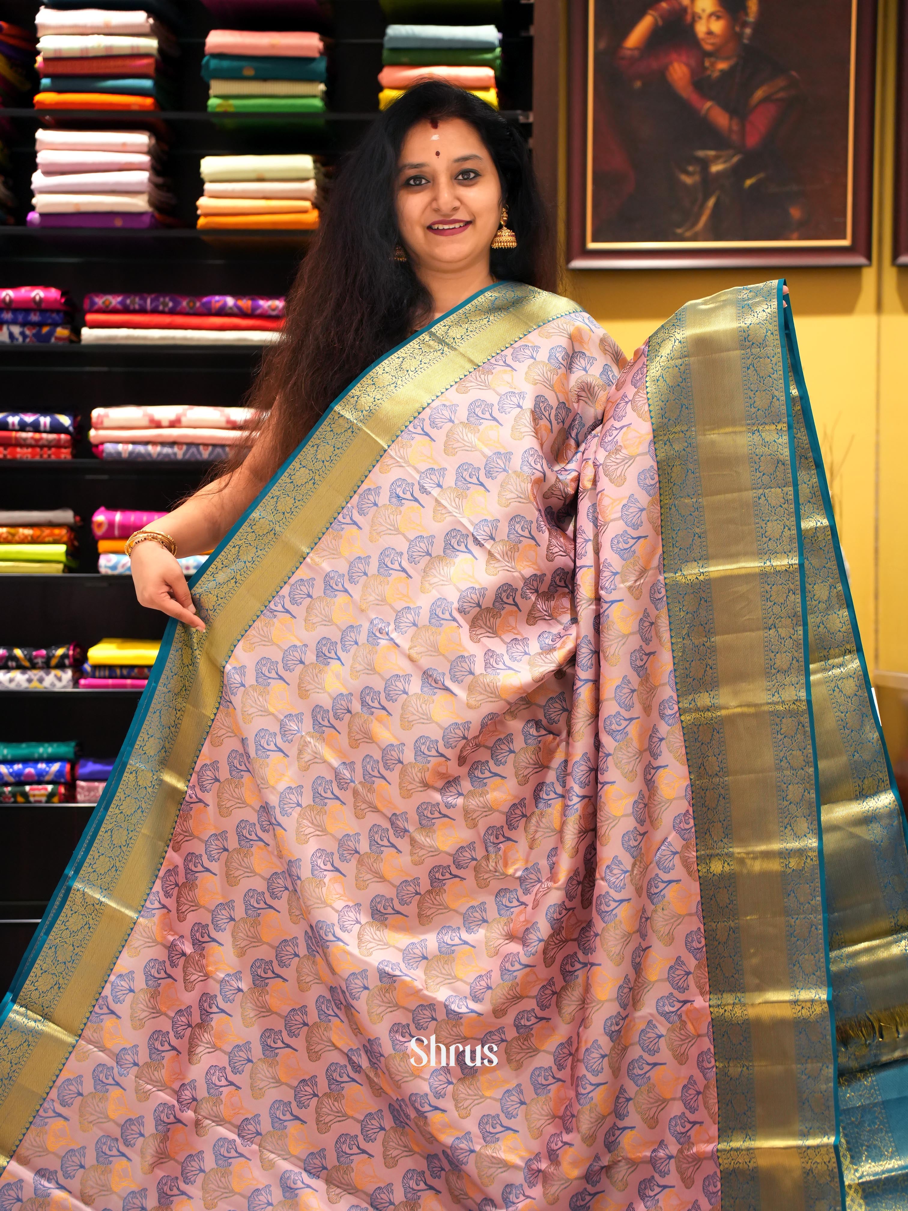 Charming Pink and Blue Pure Kanchipuram silk Saree With Intricately Woven Floral Pattern-2