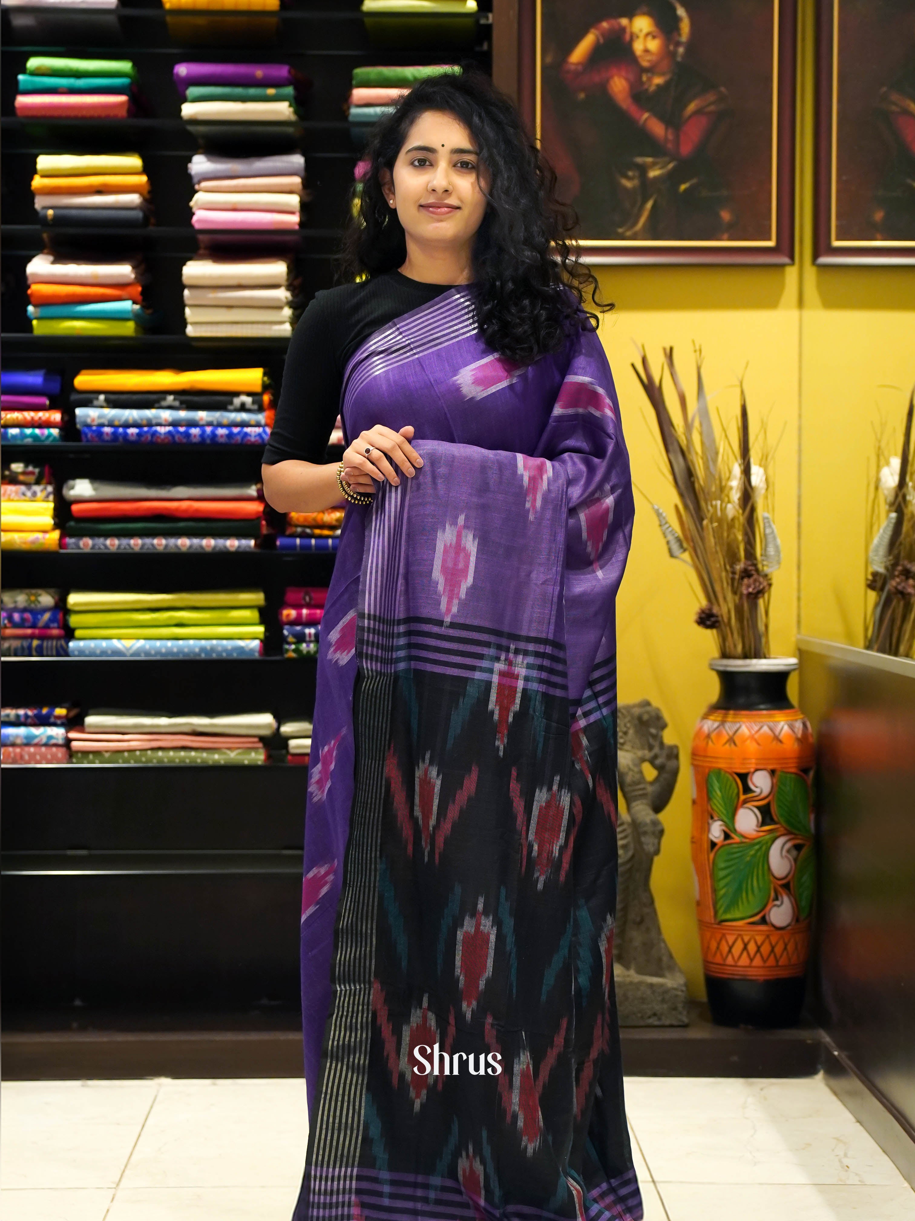 CHS08087 - Semi Ikkat saree - Shop on ShrusEternity.com