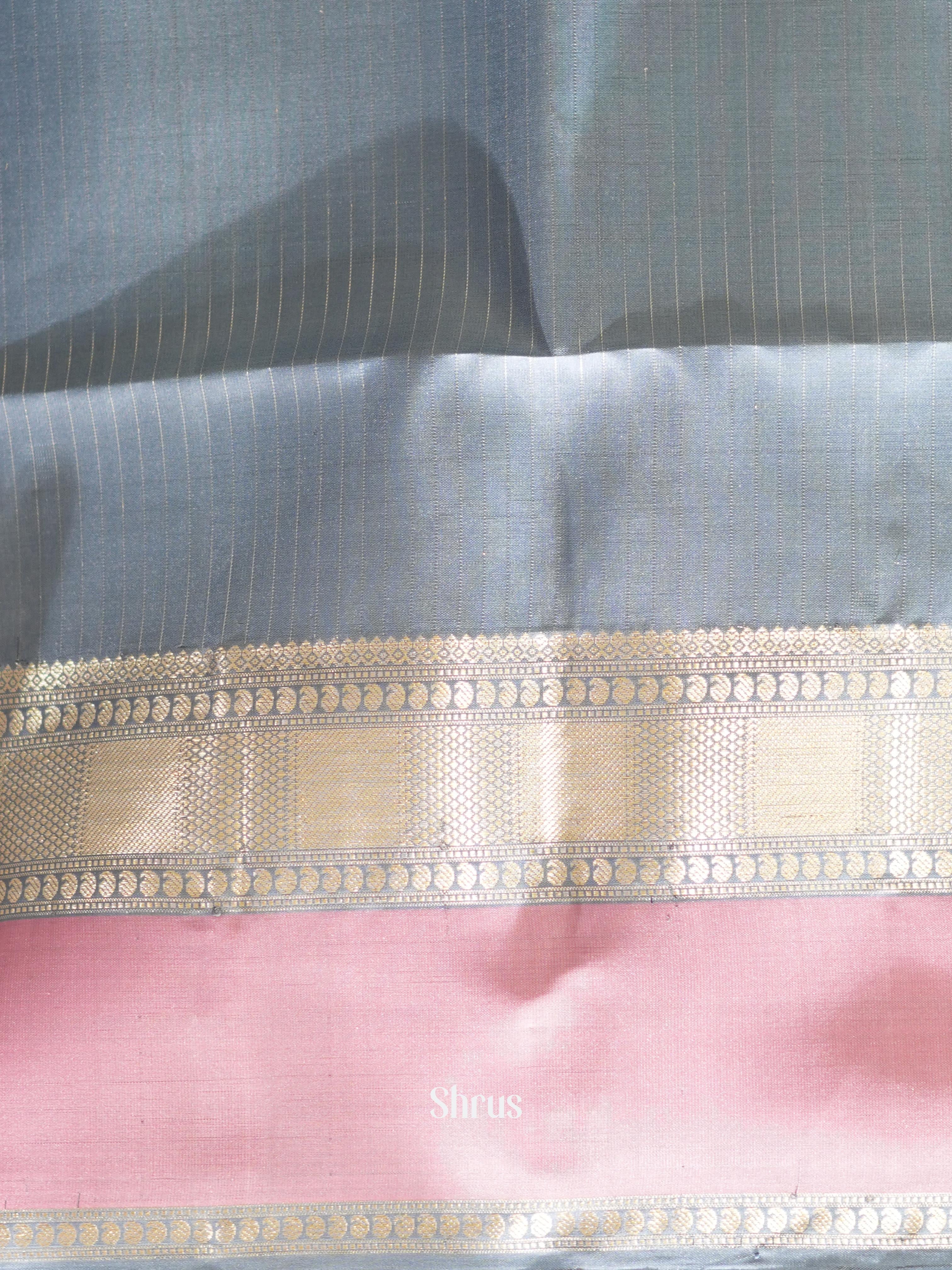 Manthulir Green & Grey - Kanchi Border Soft Silk Saree - Shop on ShrusEternity.com