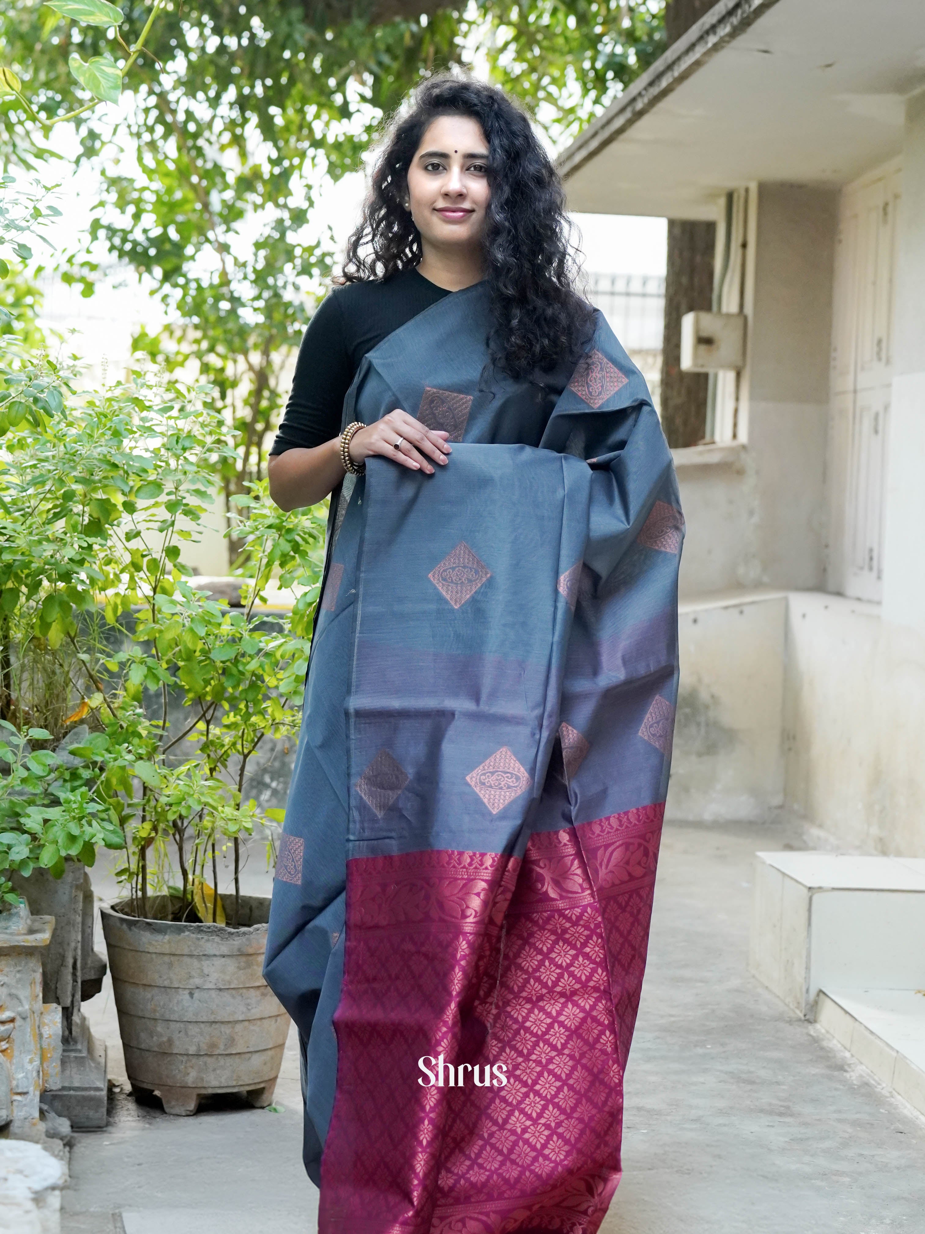 Grey & Rosy Red - Semi Silkcotton Saree - Shop on ShrusEternity.com