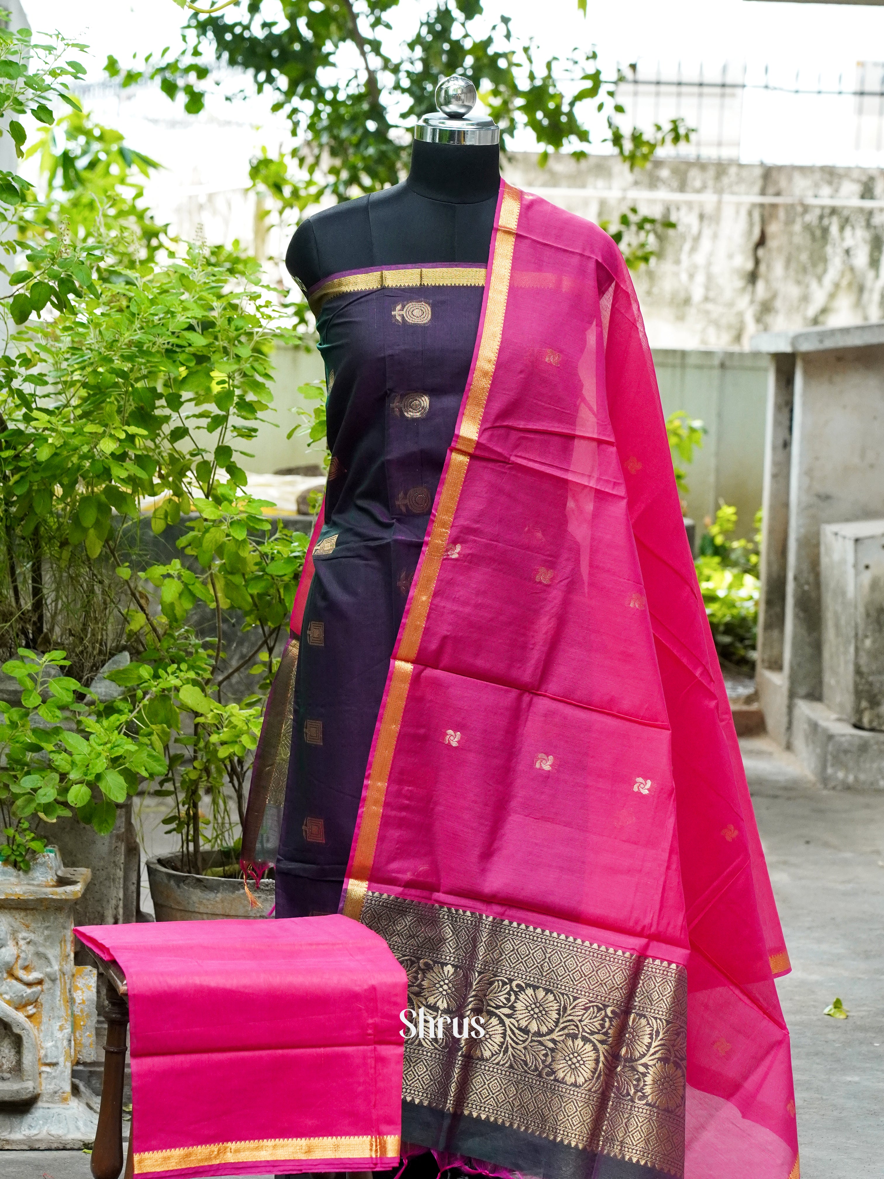Double Shaded Green and Ruby Red - Semi silkcotton salwar - Shop on ShrusEternity.com