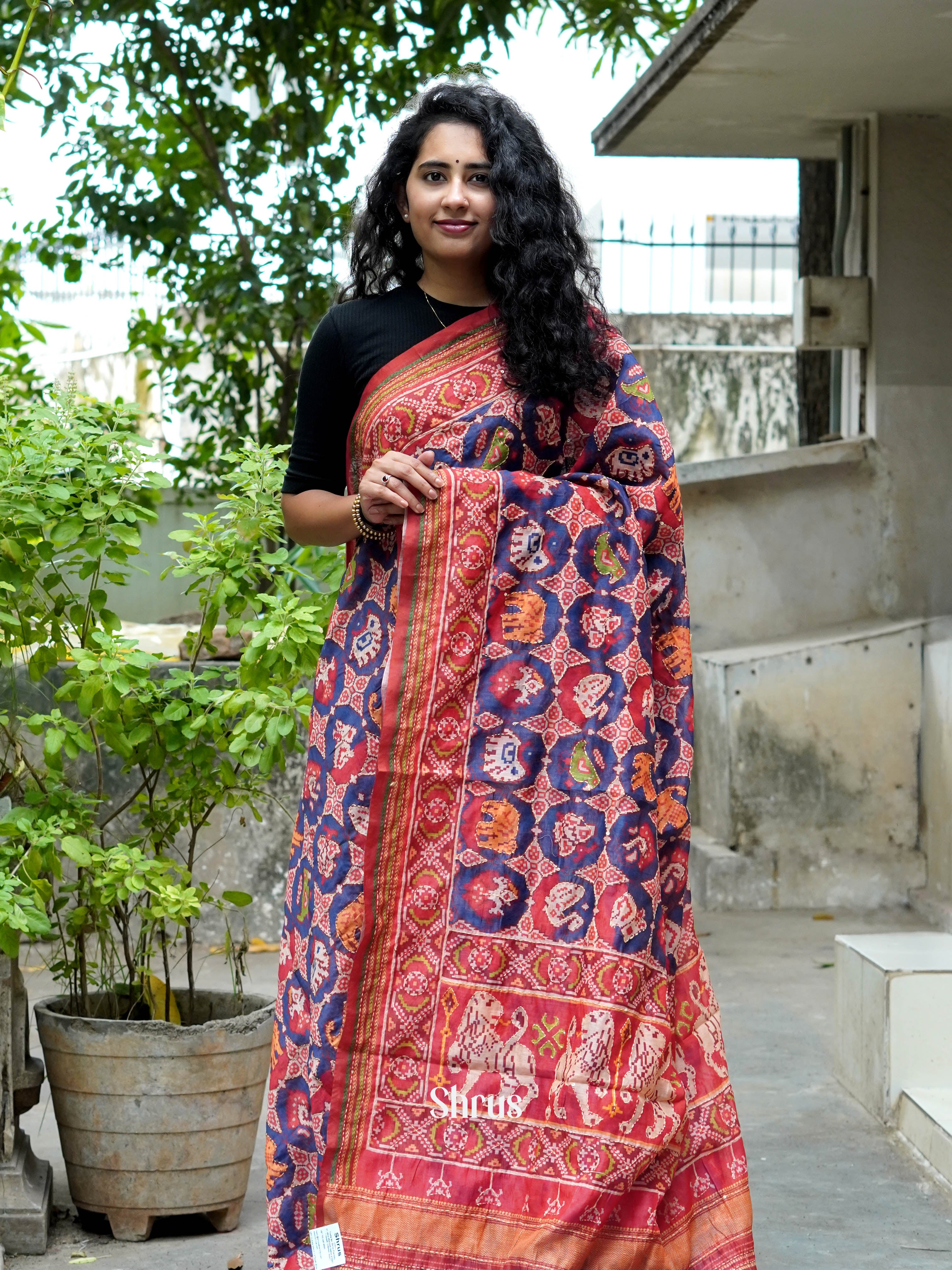 Blue & Red - Semi Kantha Saree - Shop on ShrusEternity.com