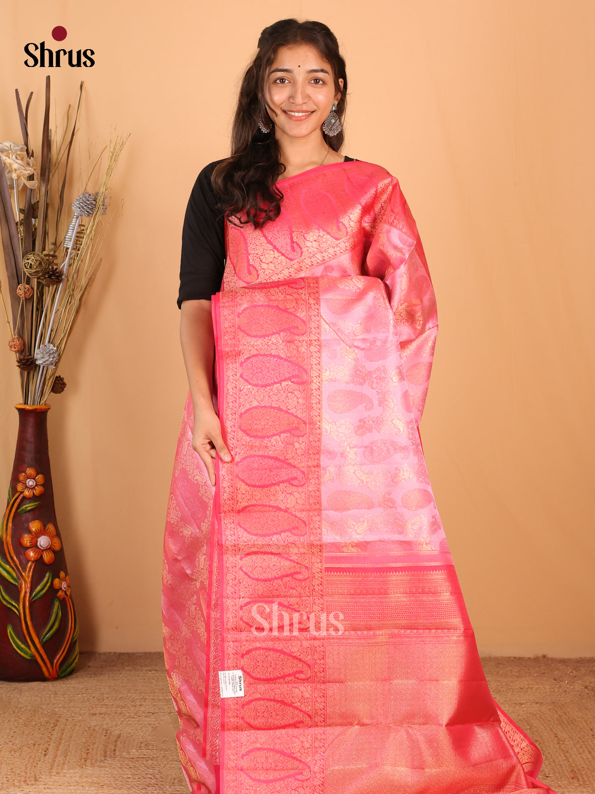 Baby Pink and Pink Kanchipuram silk Saree With Zari Woven Paisley Brocade Design-1