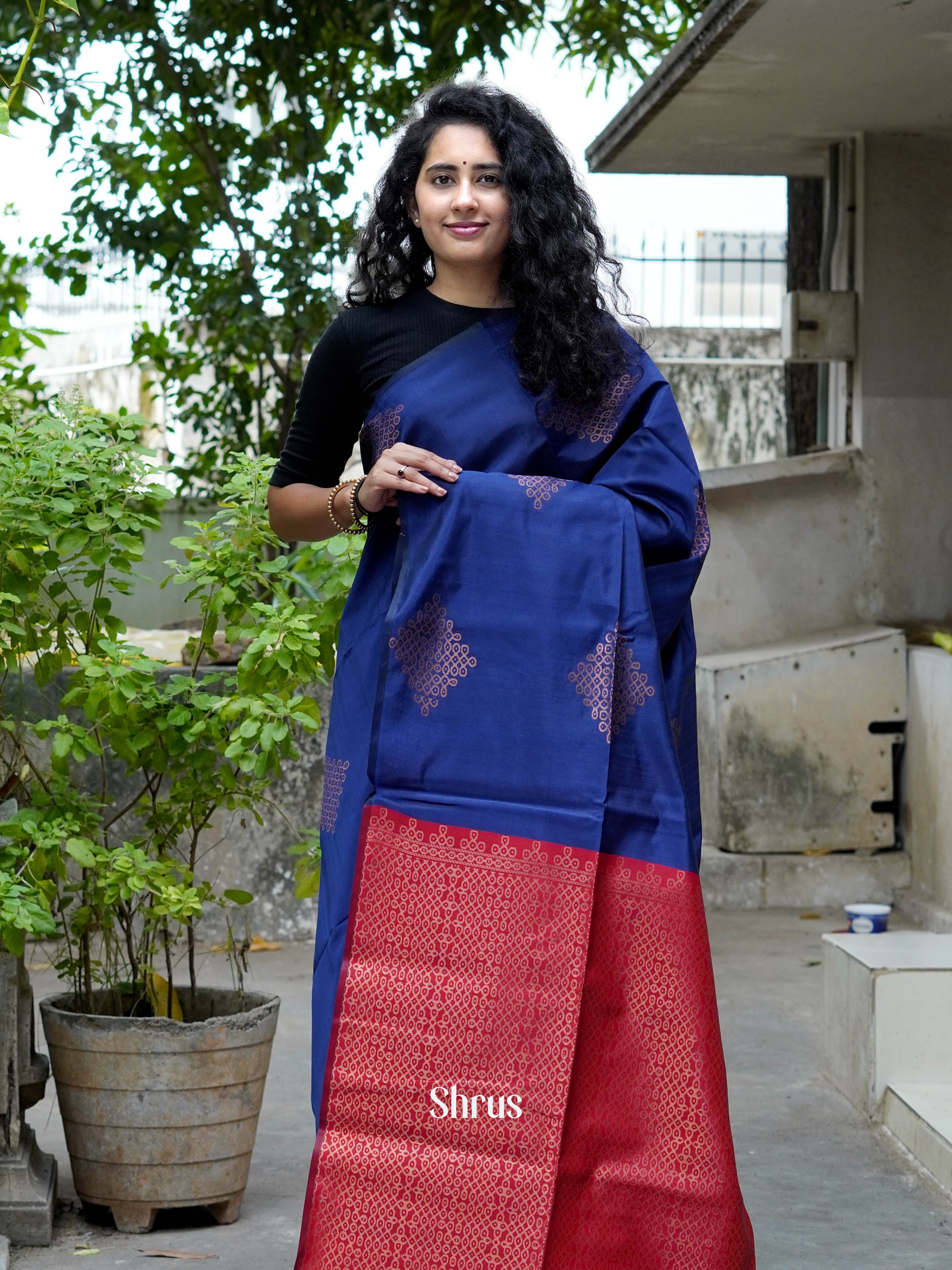 CHS14405 - Semi Softsilk Saree - Shop on ShrusEternity.com