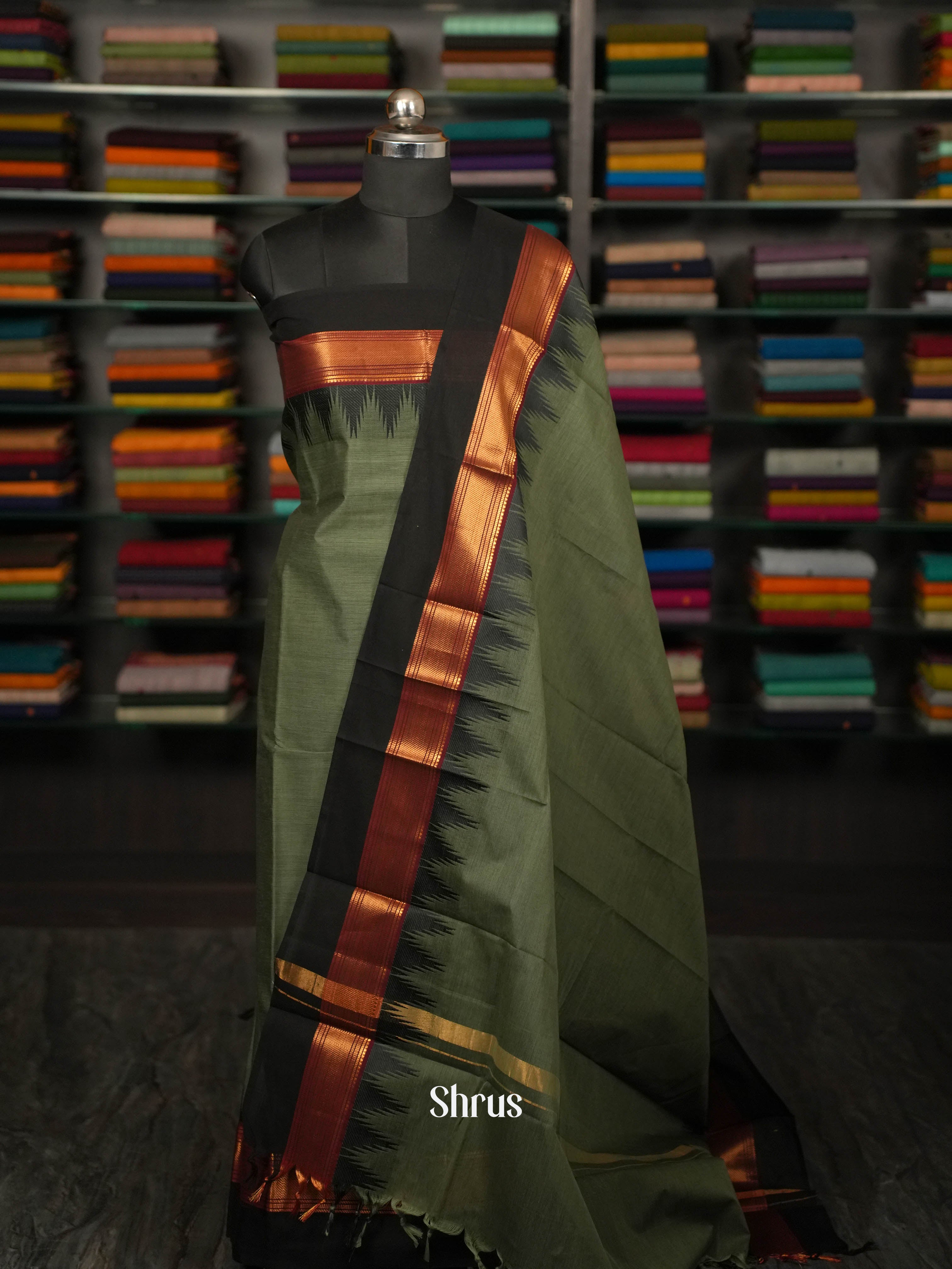 Green & Black - chettinad dupatta combo - Shop on ShrusEternity.com