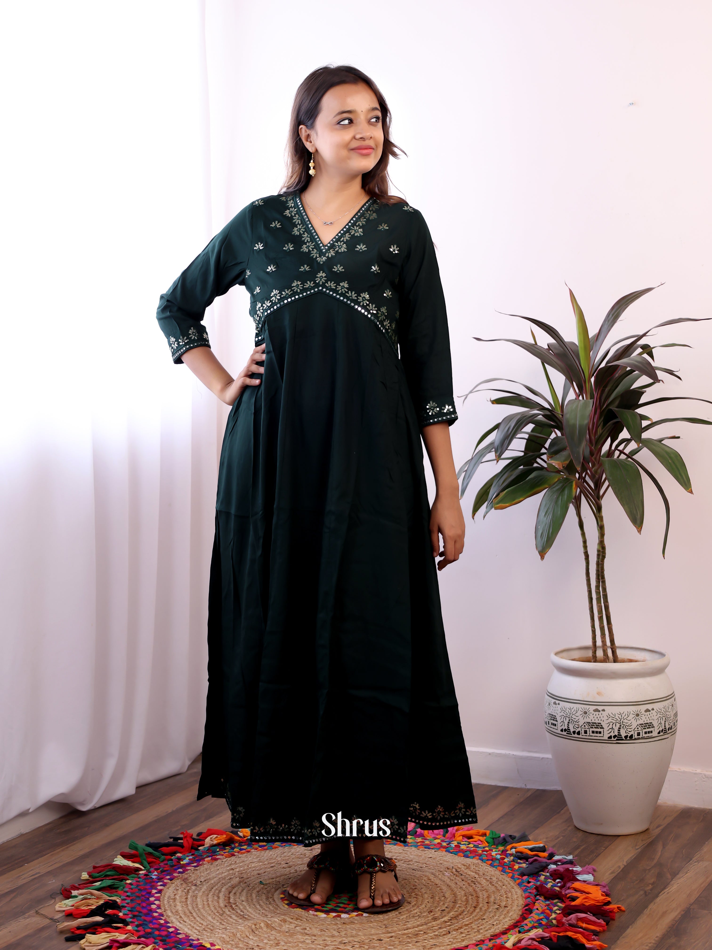 CHS24290 - Readymade Suits - Shop on ShrusEternity.com