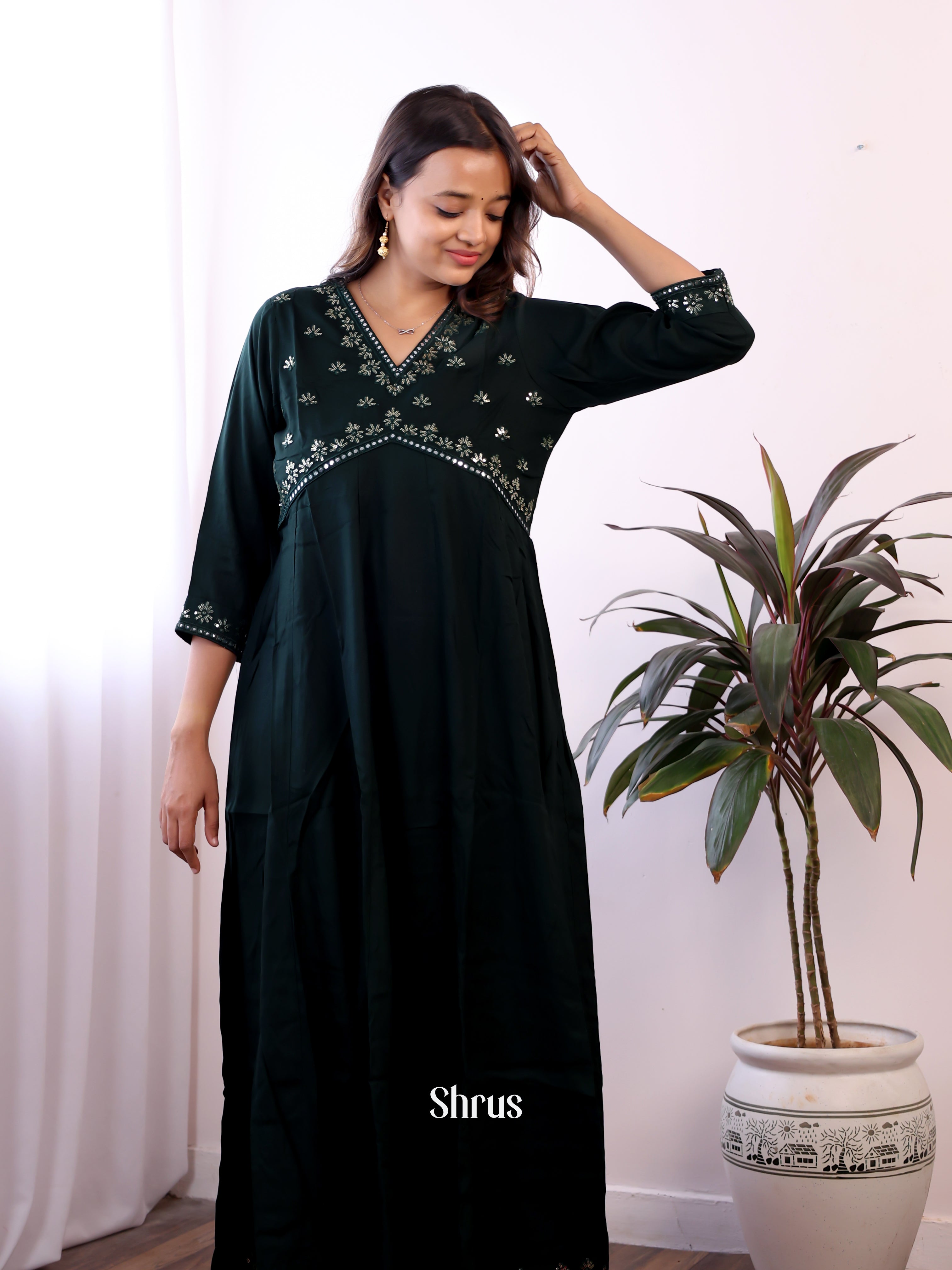 CHS24290 - Readymade Suits - Shop on ShrusEternity.com