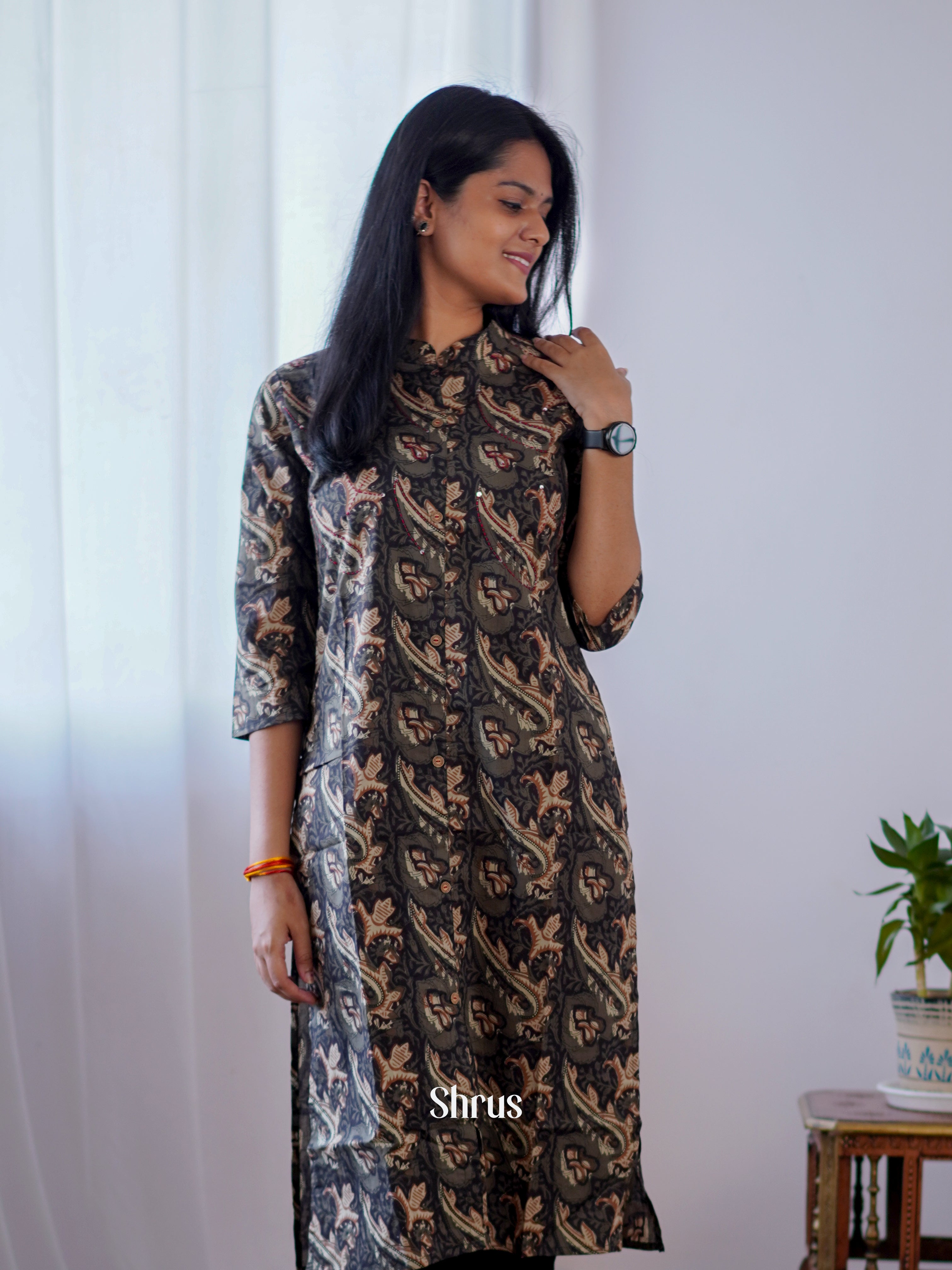 Black - Readymade Kurti - Shop on ShrusEternity.com