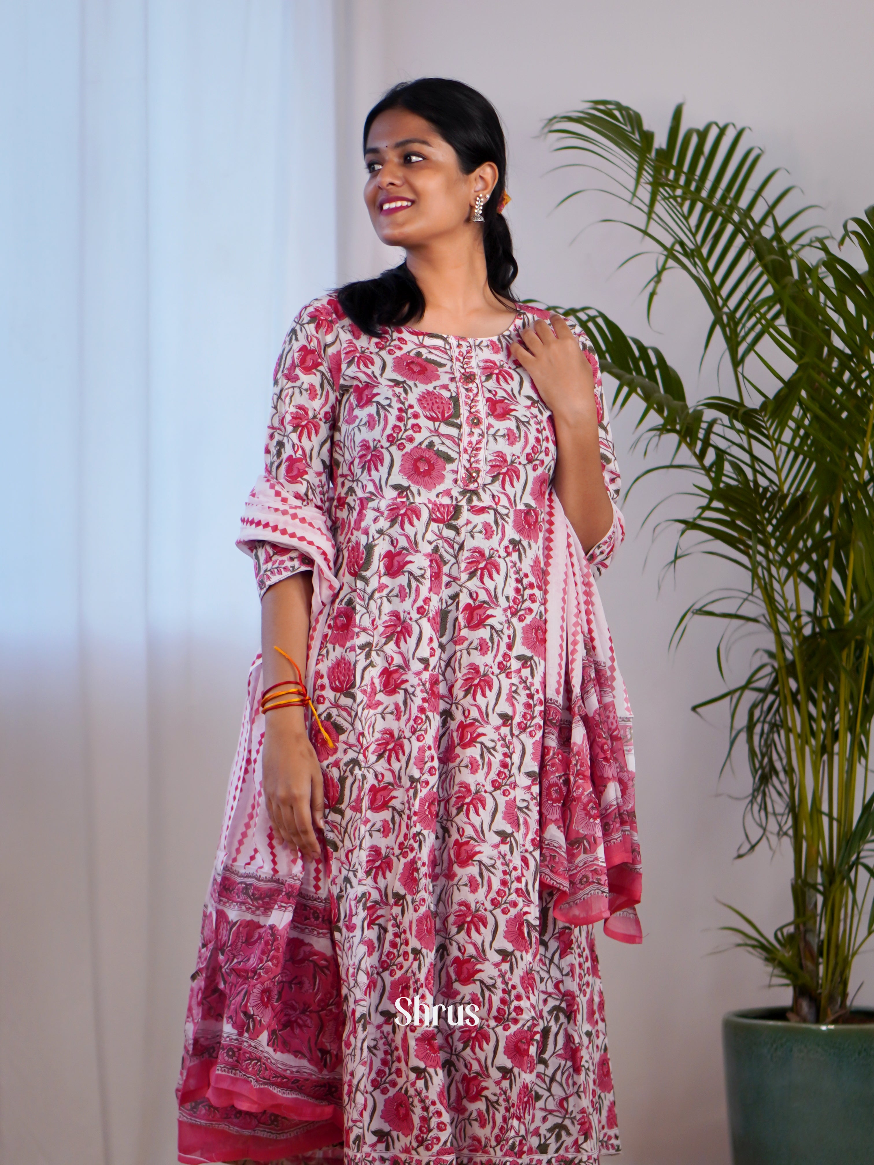 Cream & Pink -3pc Readymade Suits - Shop on ShrusEternity.com