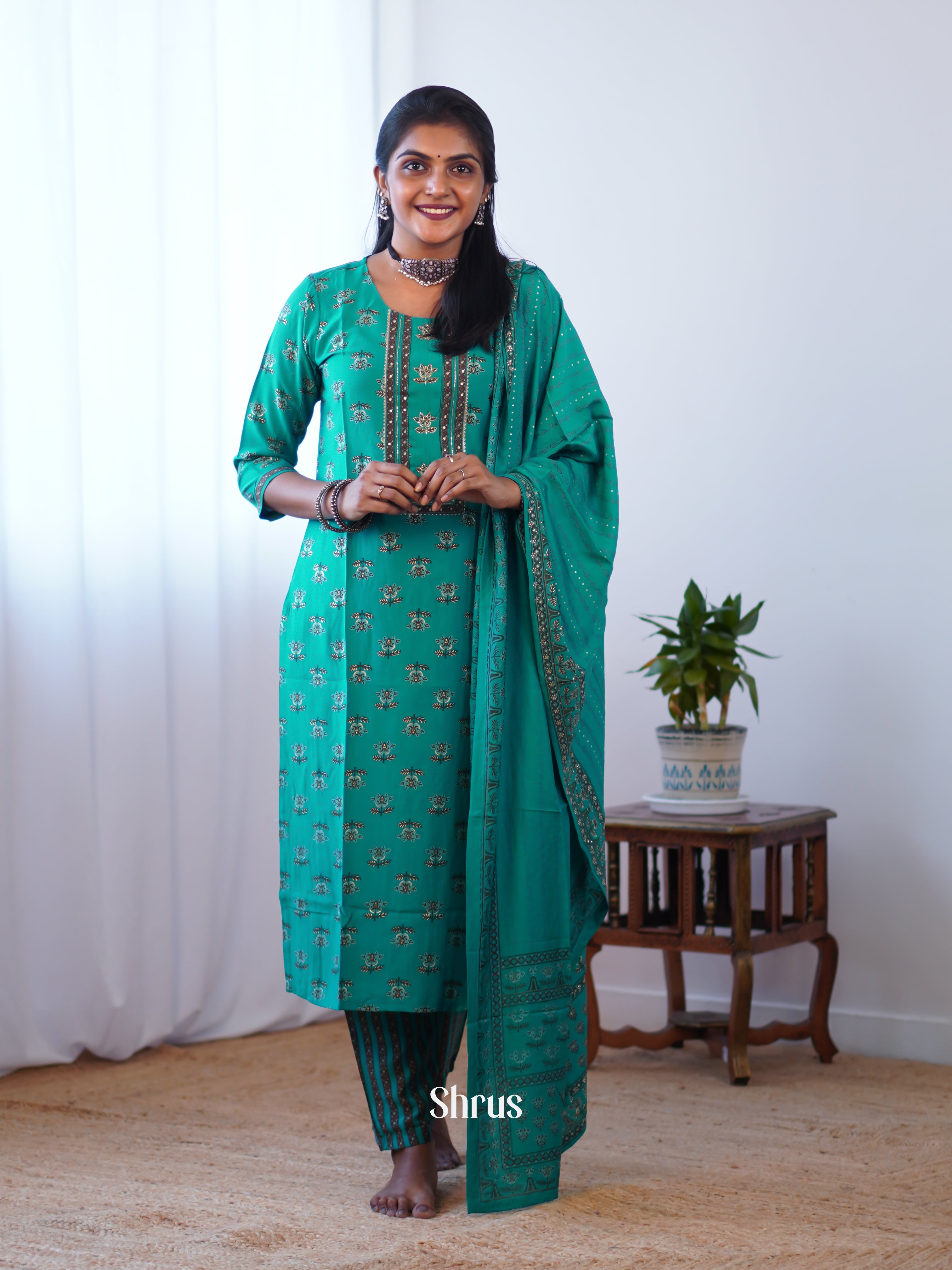 Green- Casual Printed 3-pc Readymade Suits - Shop on ShrusEternity.com