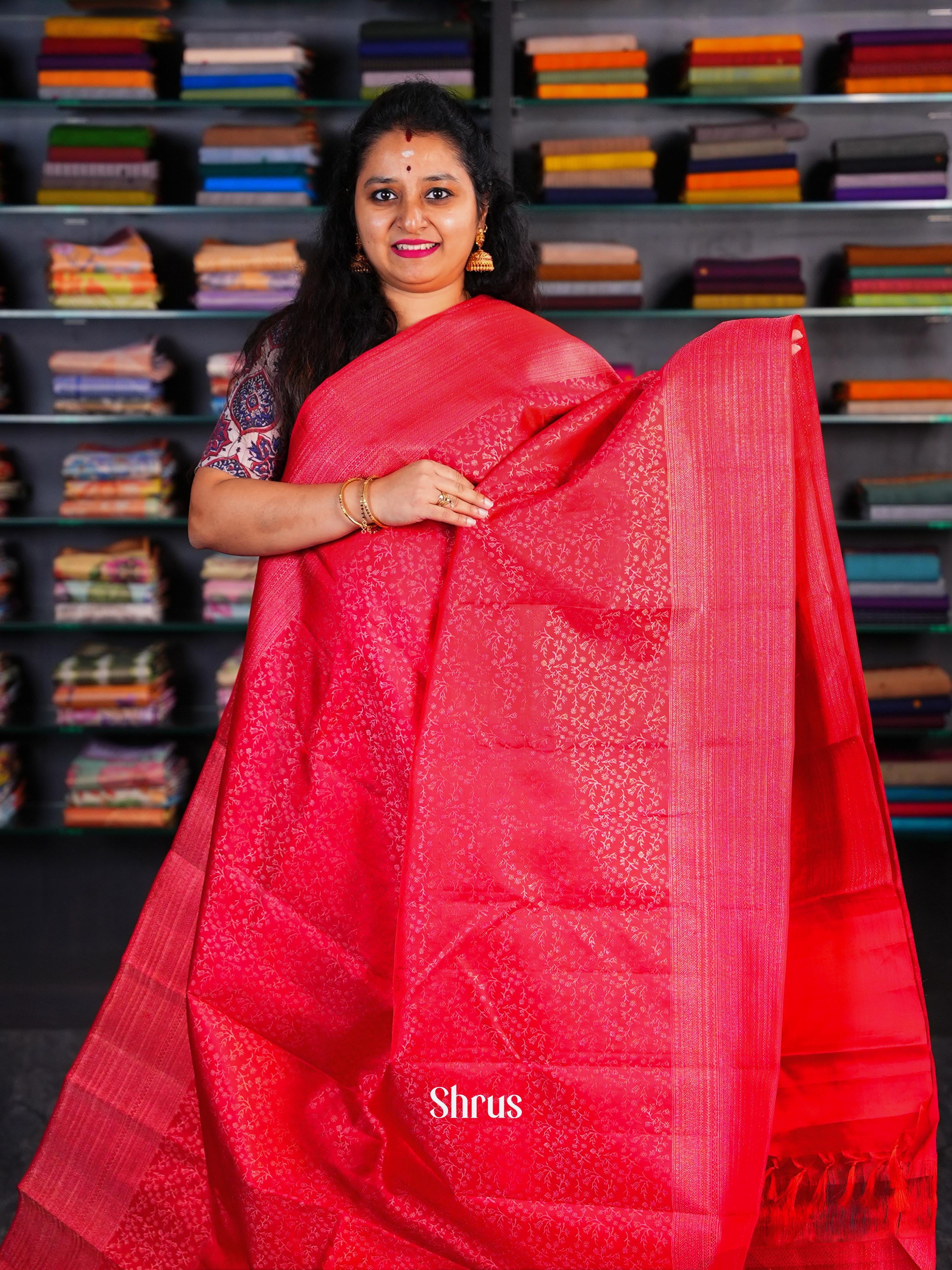 Red Bridal Kanchipuram silk Saree Adorned With Beautiful Zari Woven Floral Brocade Pattern-2