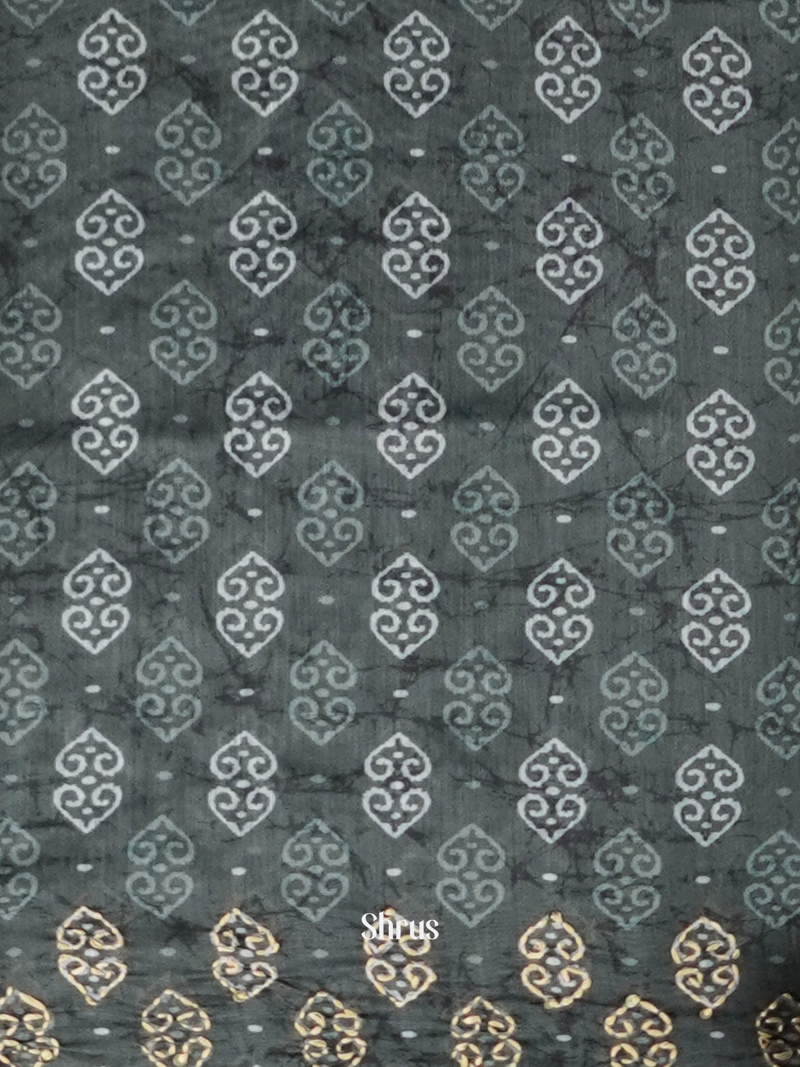 Green - Semi Kantha Saree - Shop on ShrusEternity.com