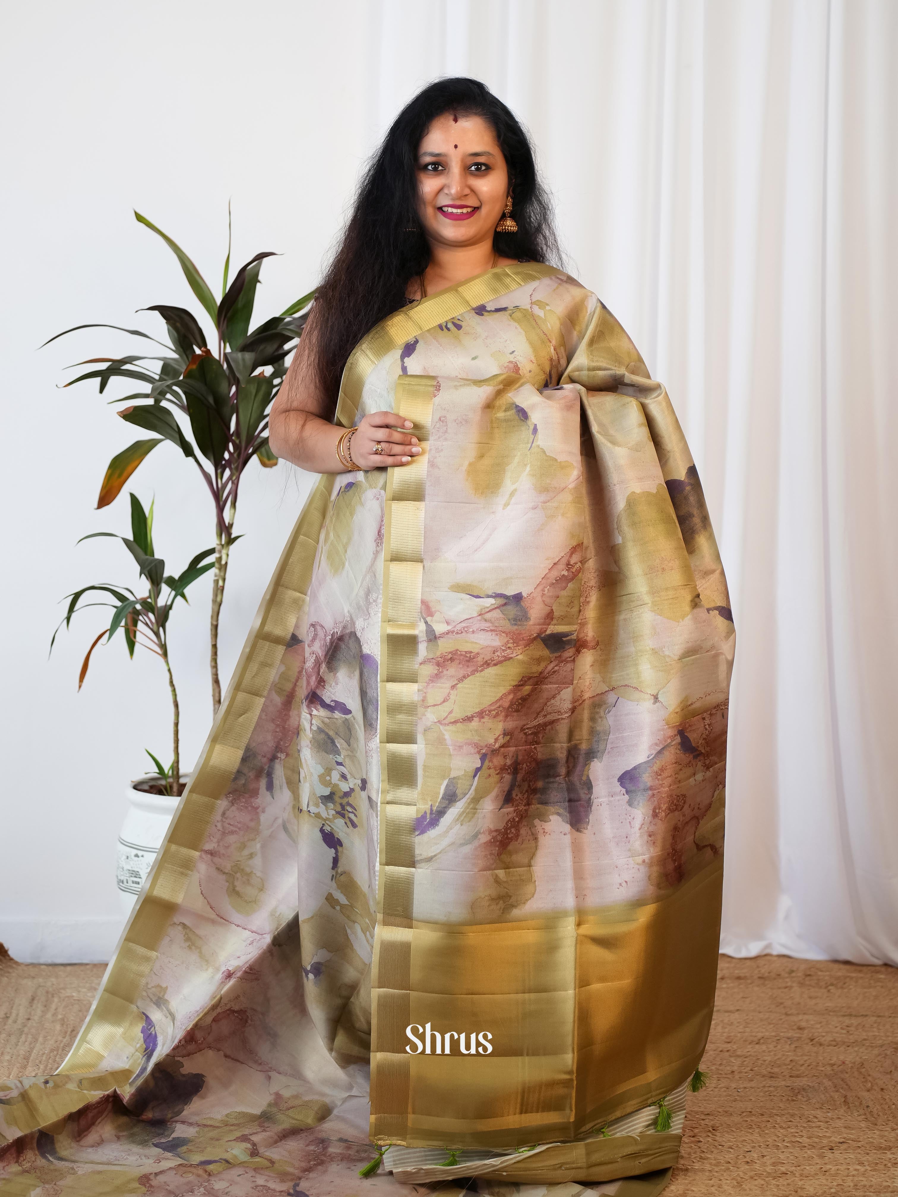 CIS04481 - Moonga Silk Saree - Shop on ShrusEternity.com