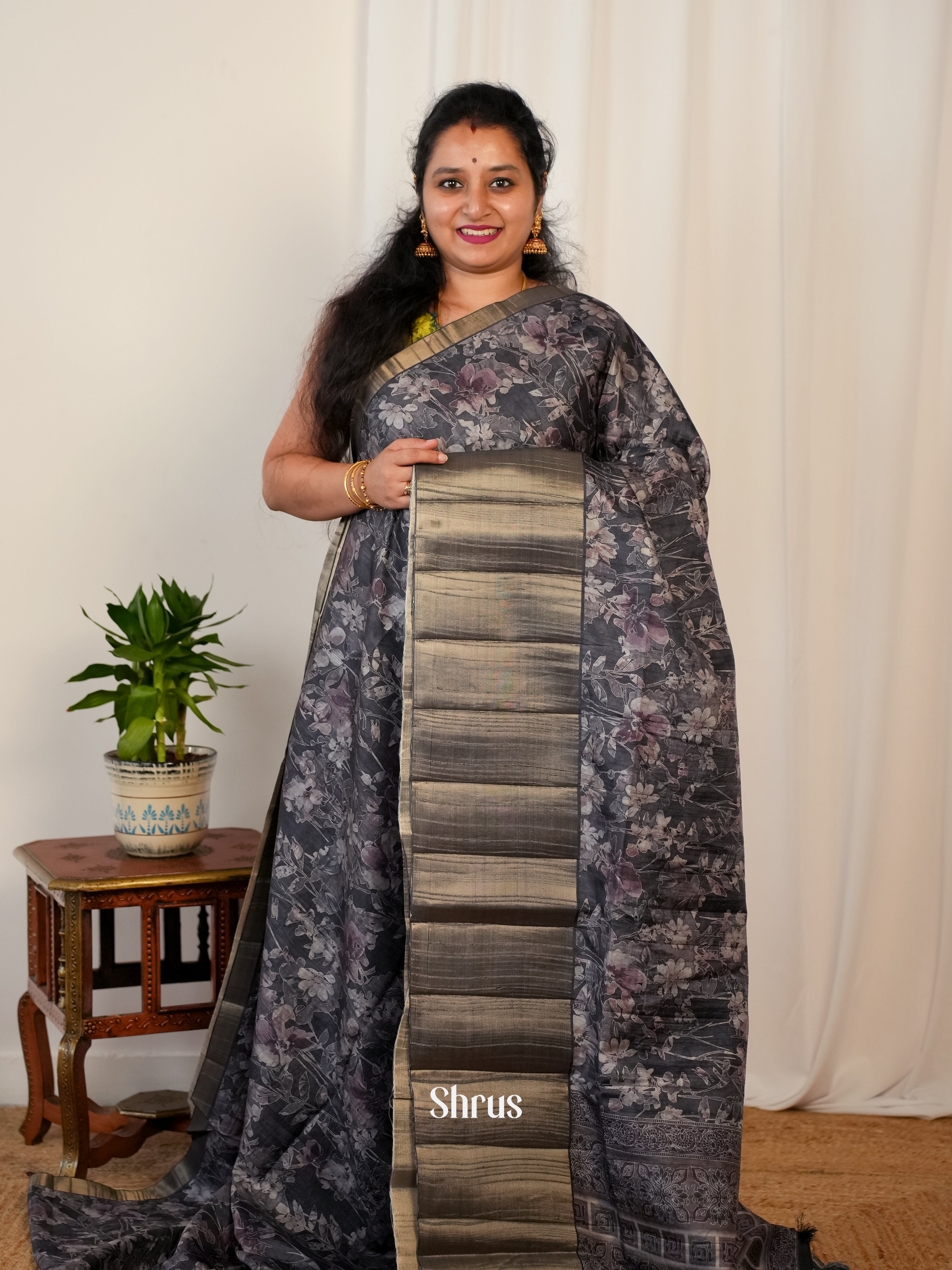 Black - Matka Cotton Saree - Shop on ShrusEternity.com