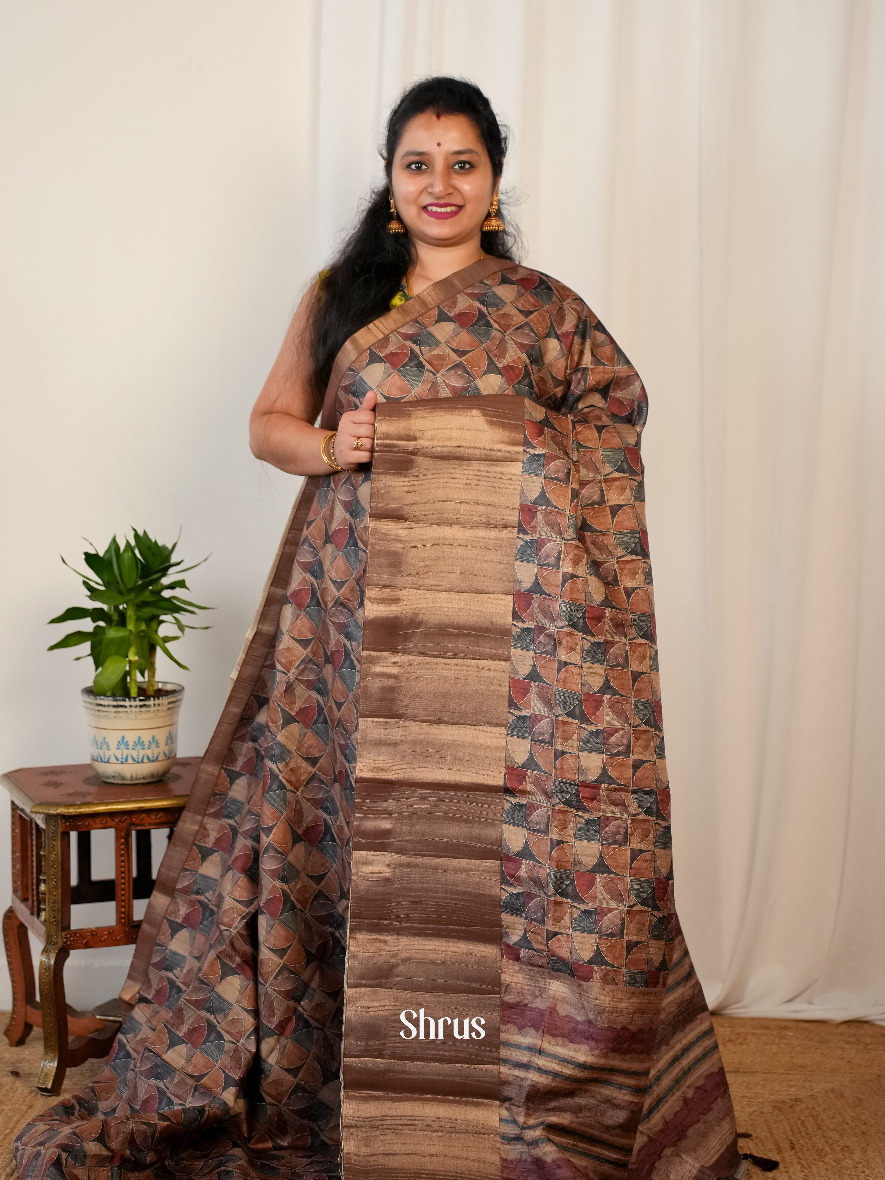 Brown - Matka Cotton Saree - Shop on ShrusEternity.com