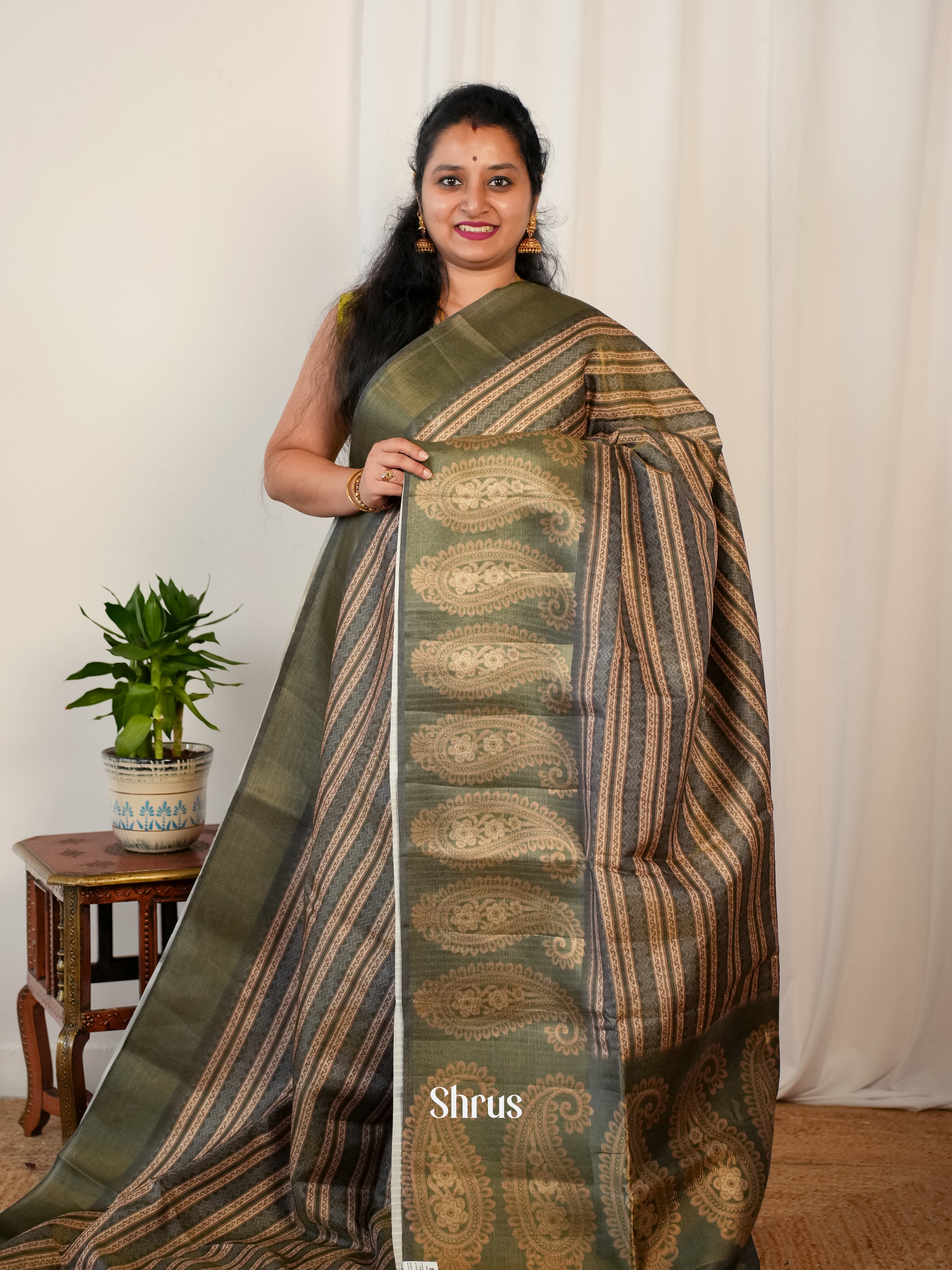 Green - Matka Cotton Saree - Shop on ShrusEternity.com