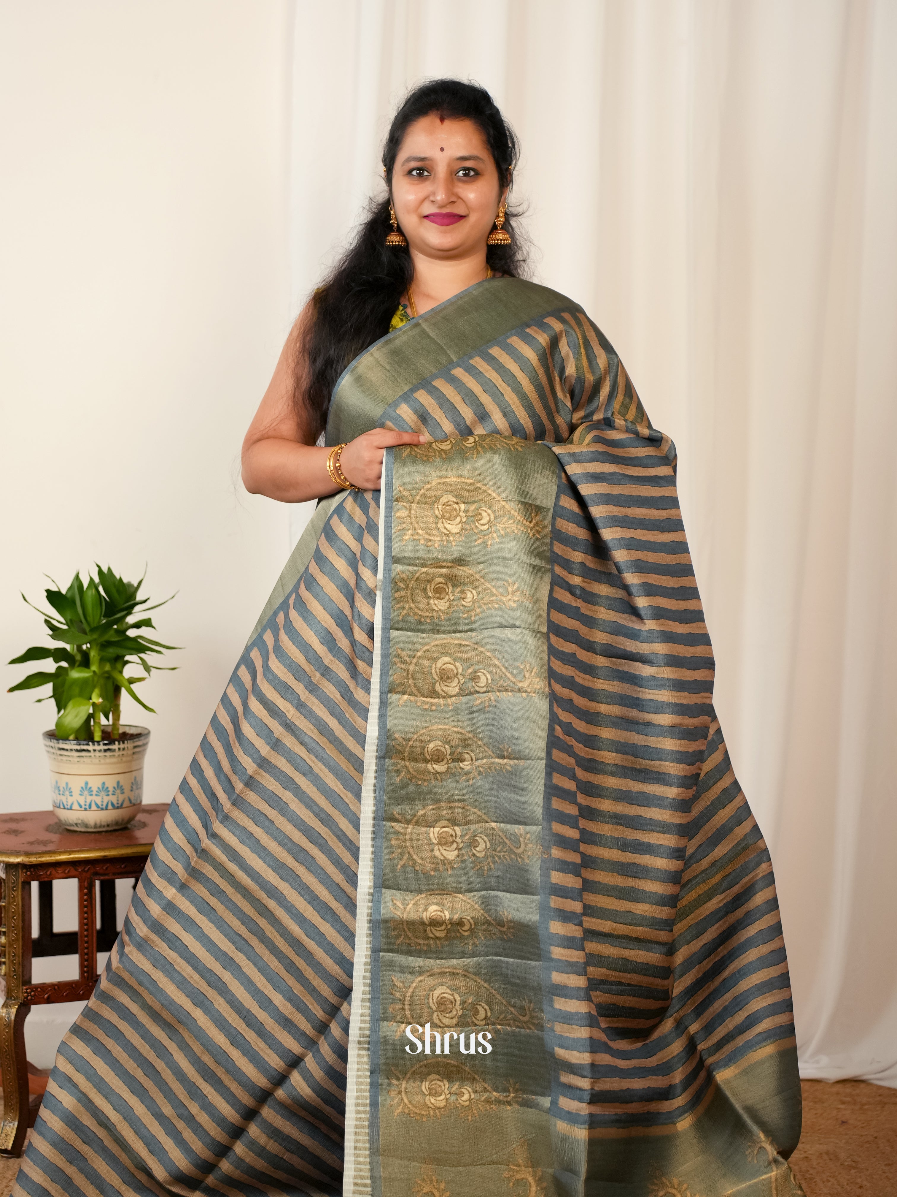 Grey - Matka Cotton Saree - Shop on ShrusEternity.com