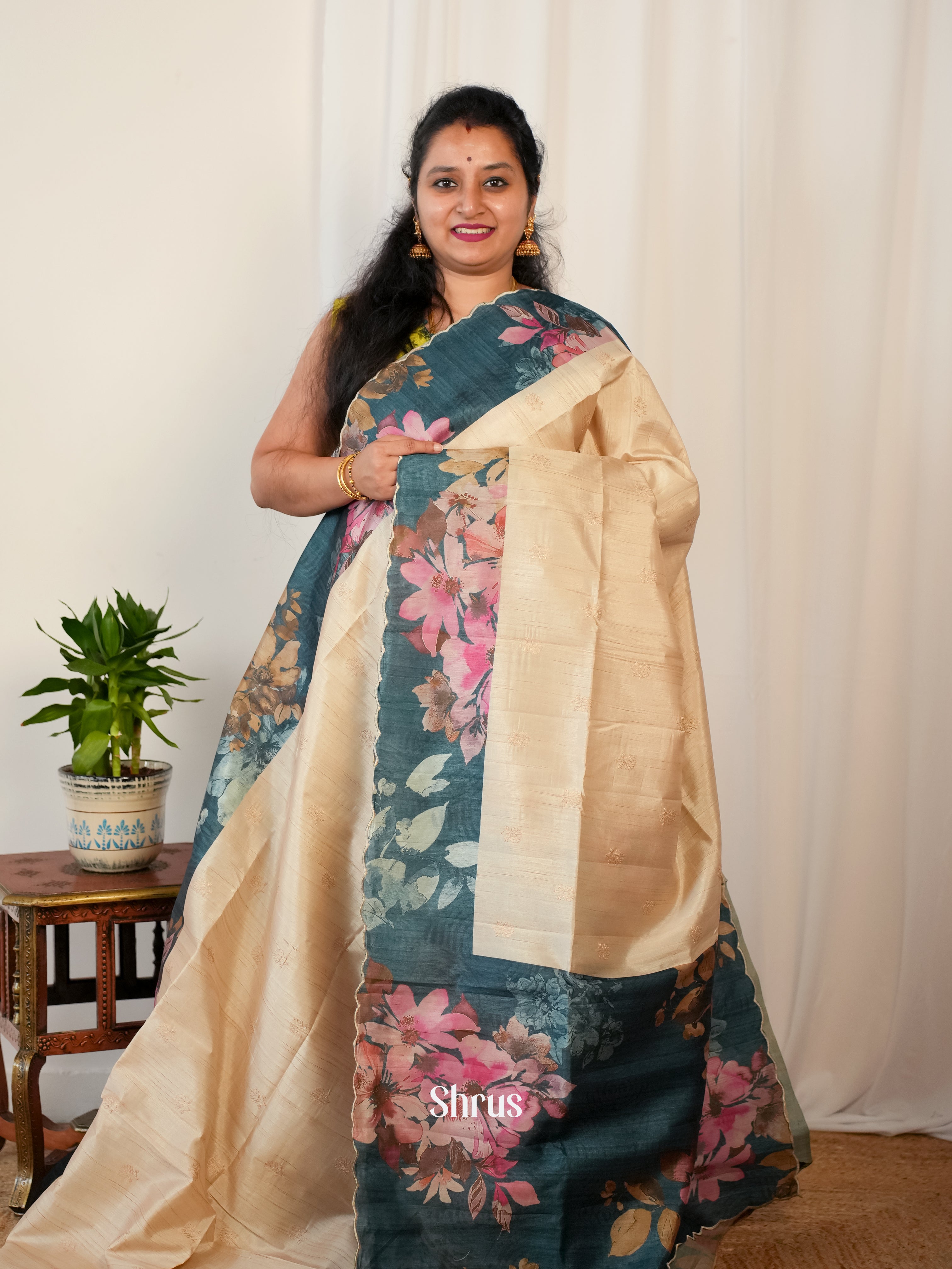 Cream & Green - Matka Cotton Saree - Shop on ShrusEternity.com