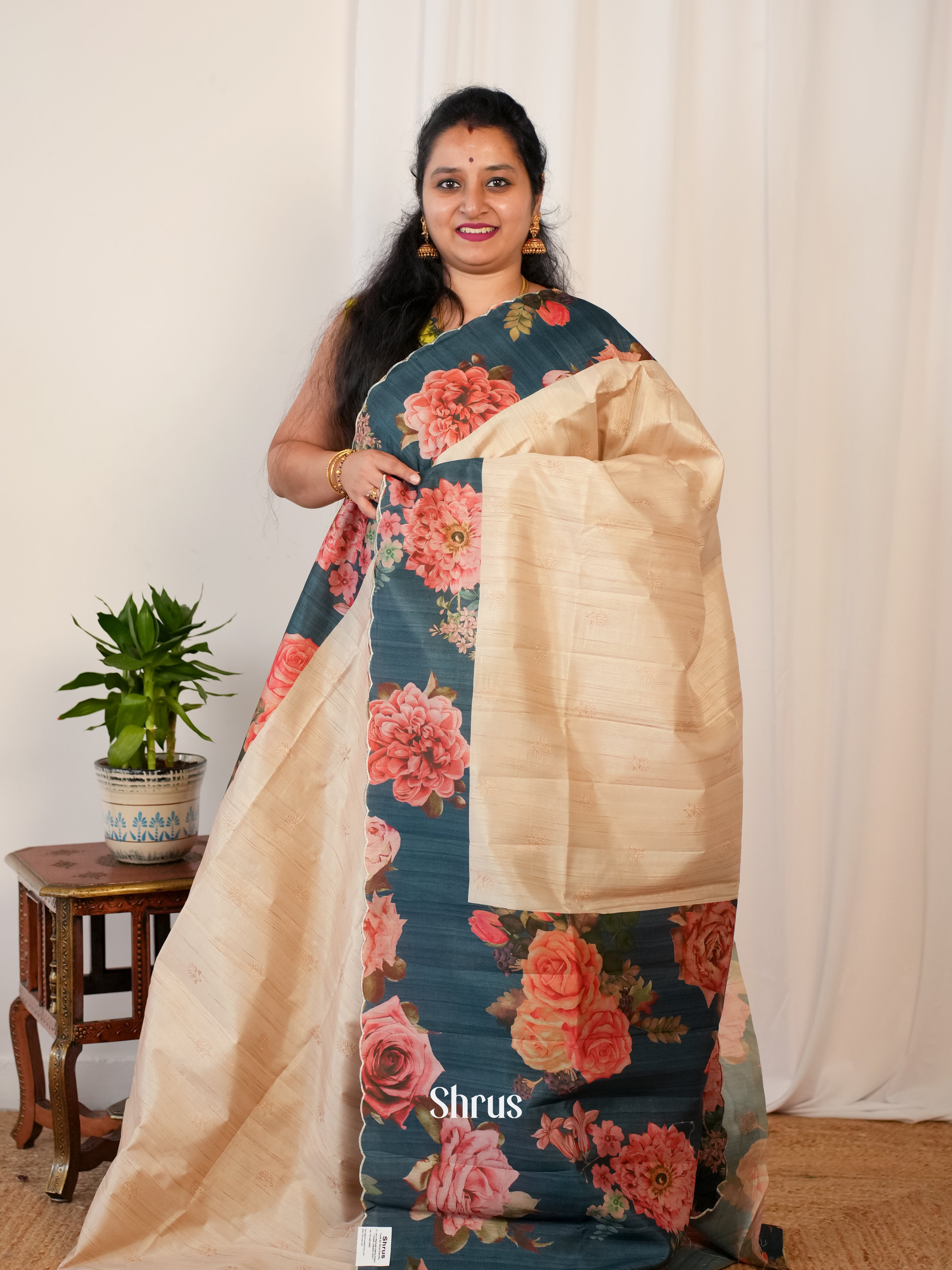Cream & Green - Matka Cotton Saree - Shop on ShrusEternity.com