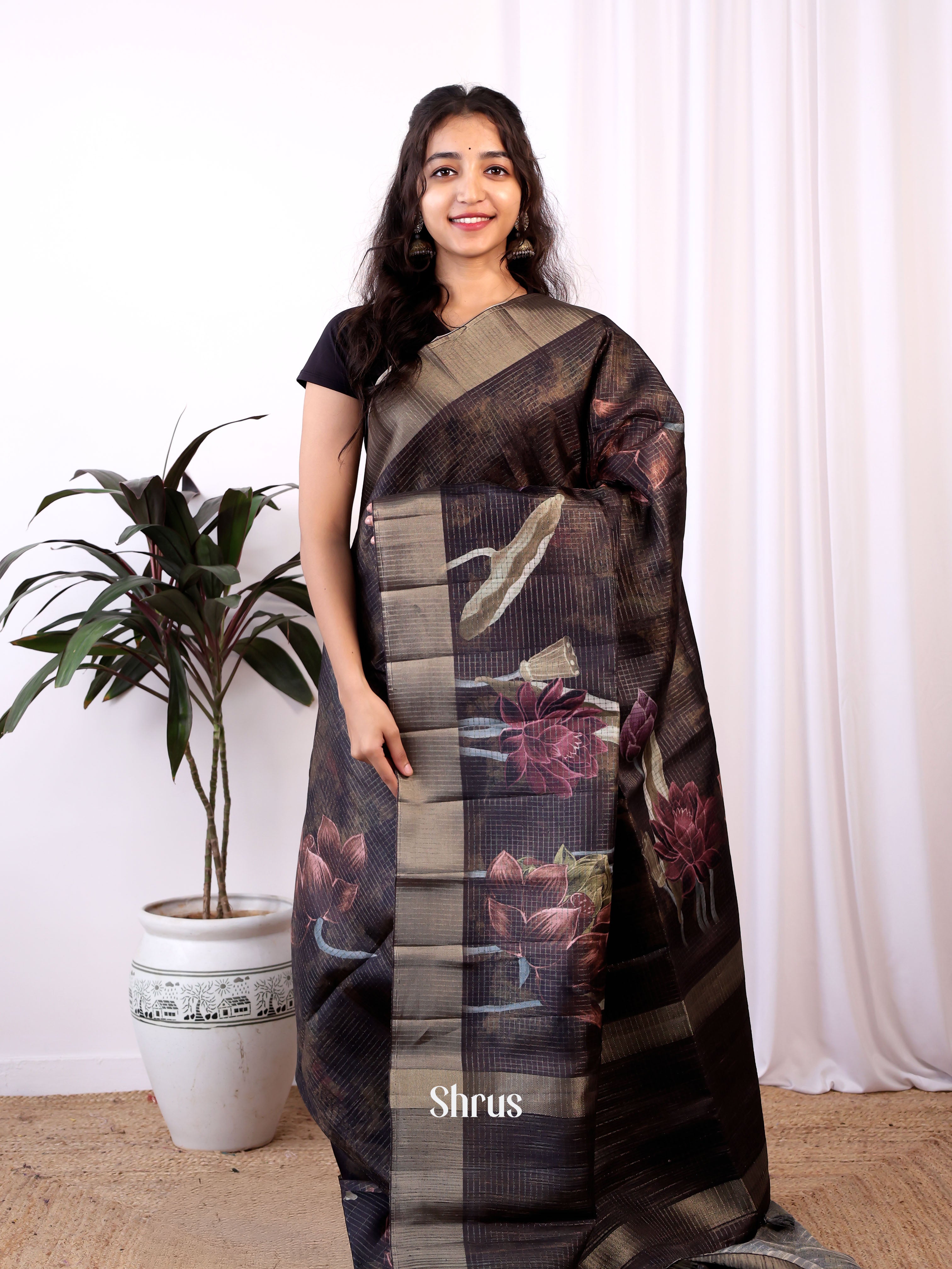 CIS04819 - Semi Tussar Saree - Shop on ShrusEternity.com