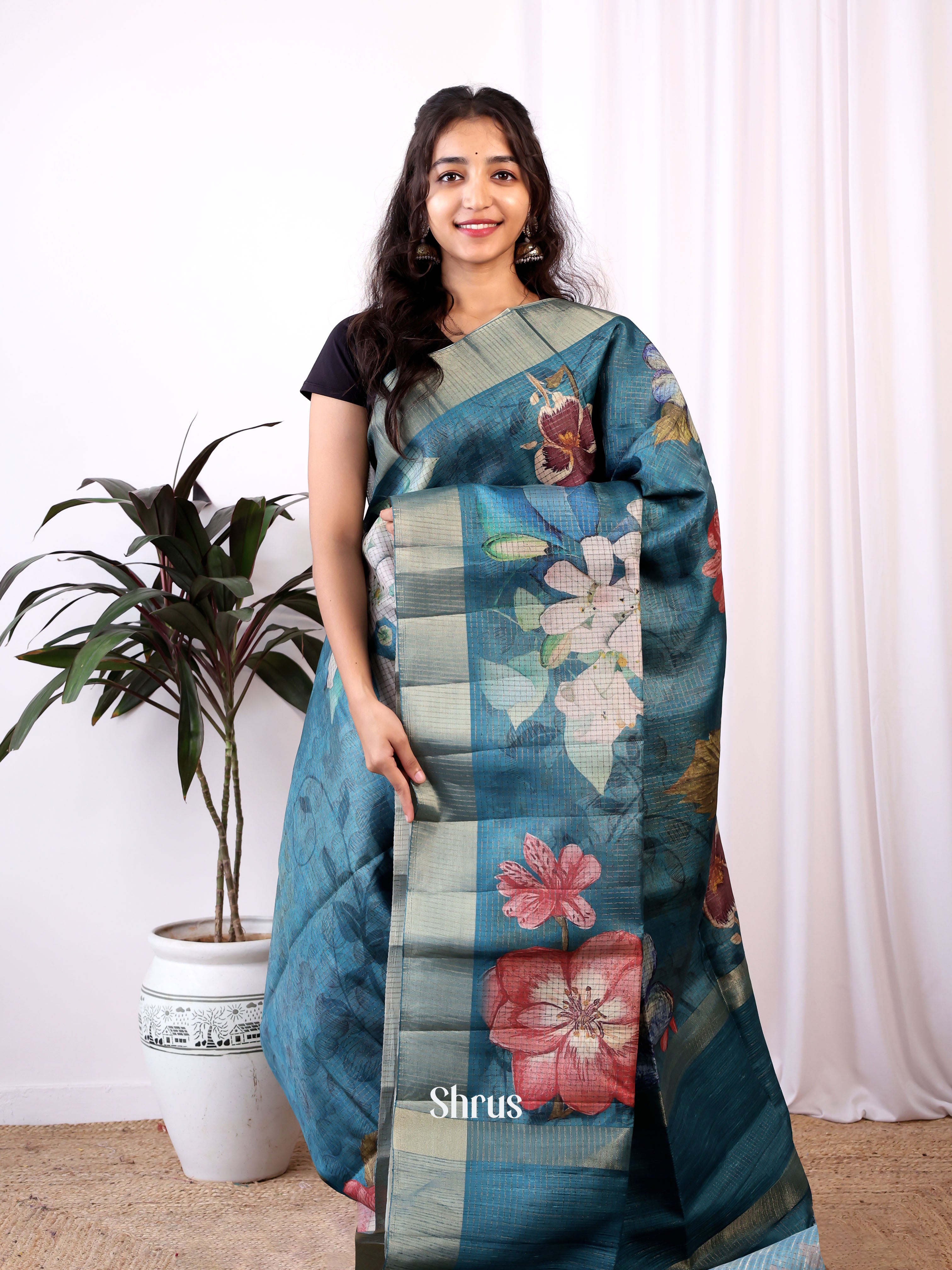 CIS04821 - Semi Tussar Saree - Shop on ShrusEternity.com