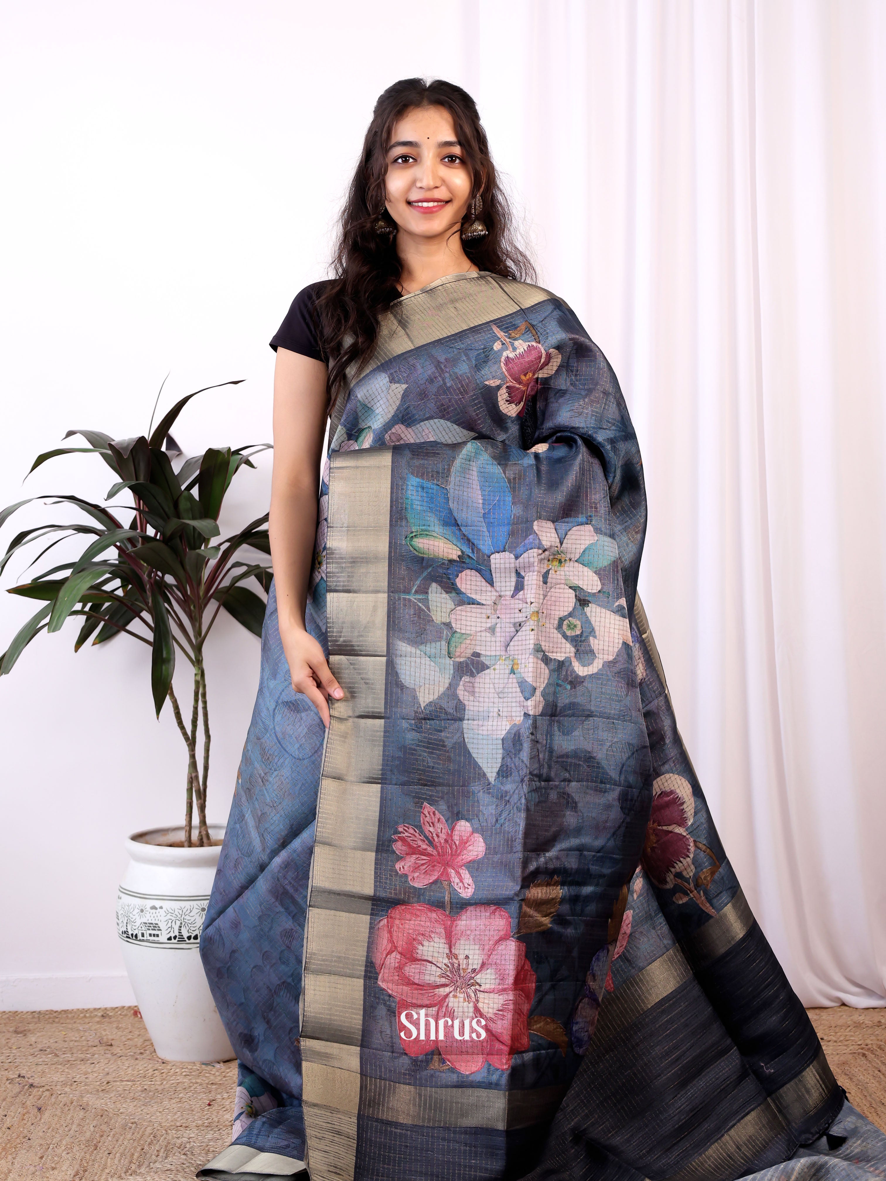 CIS04822 - Semi Tussar Saree - Shop on ShrusEternity.com