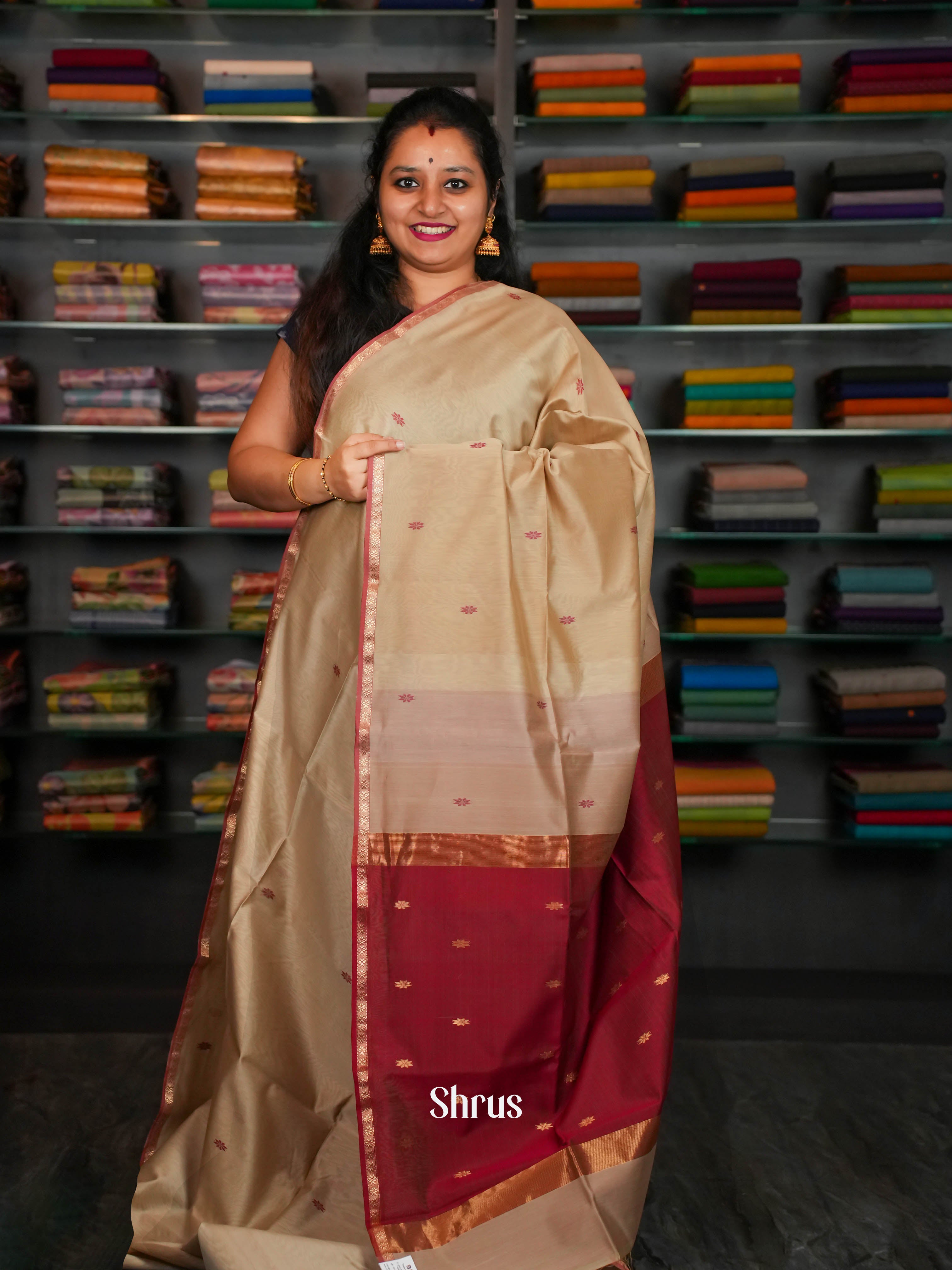 Oyster Grey & Red - Maheshwari silkcotton Saree - Shop on ShrusEternity.com